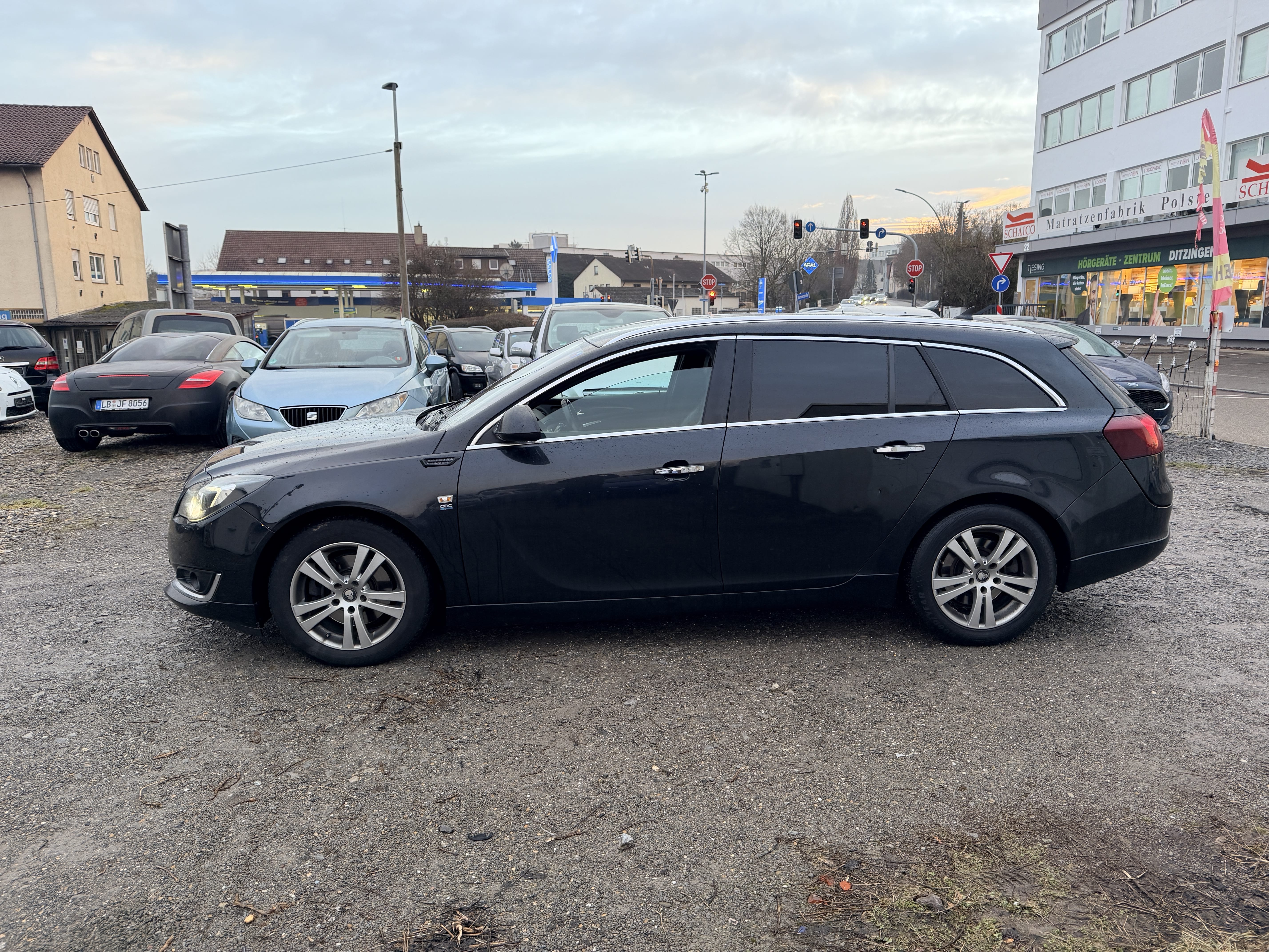 Opel Insignia Sports Tourer 2.0 TDCI 194 PS mit Audio-/iPod-Zugang