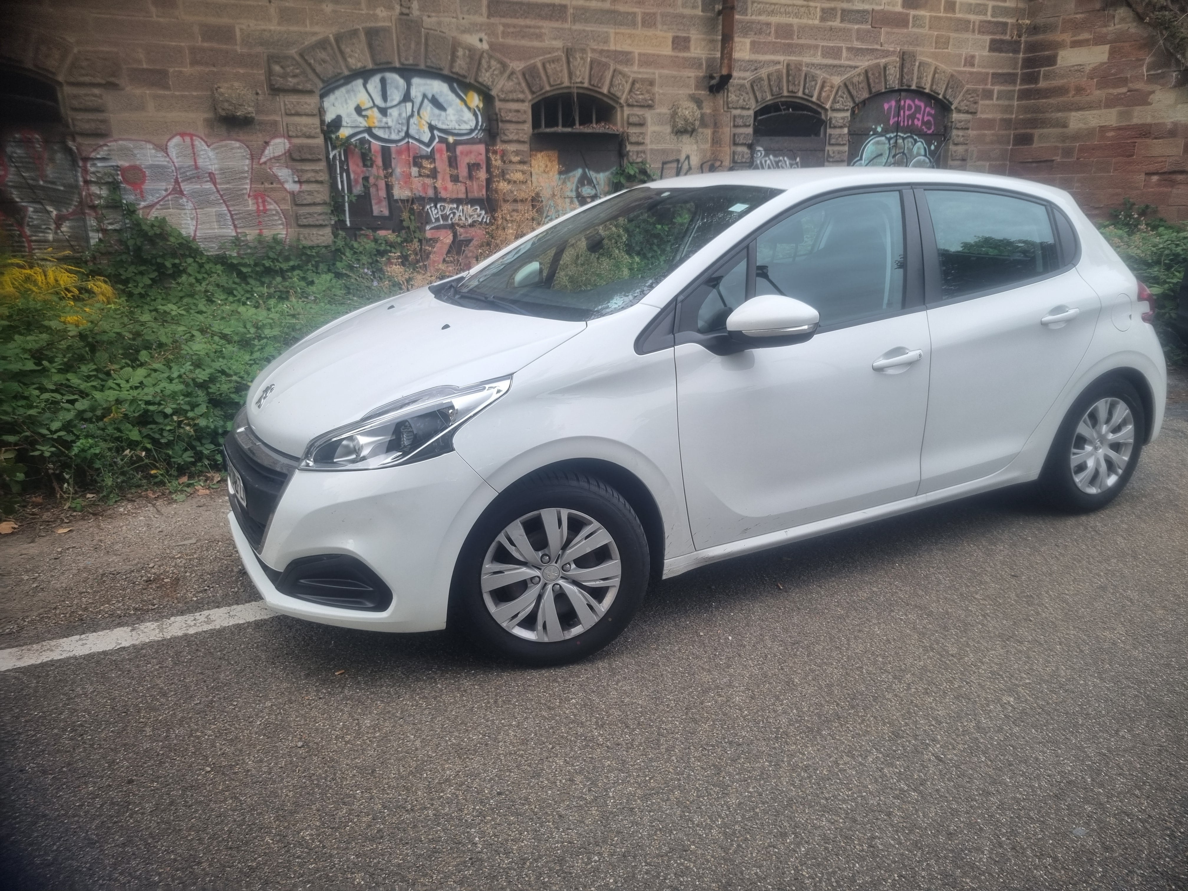 Peugeot 208, 2016, Essence 95