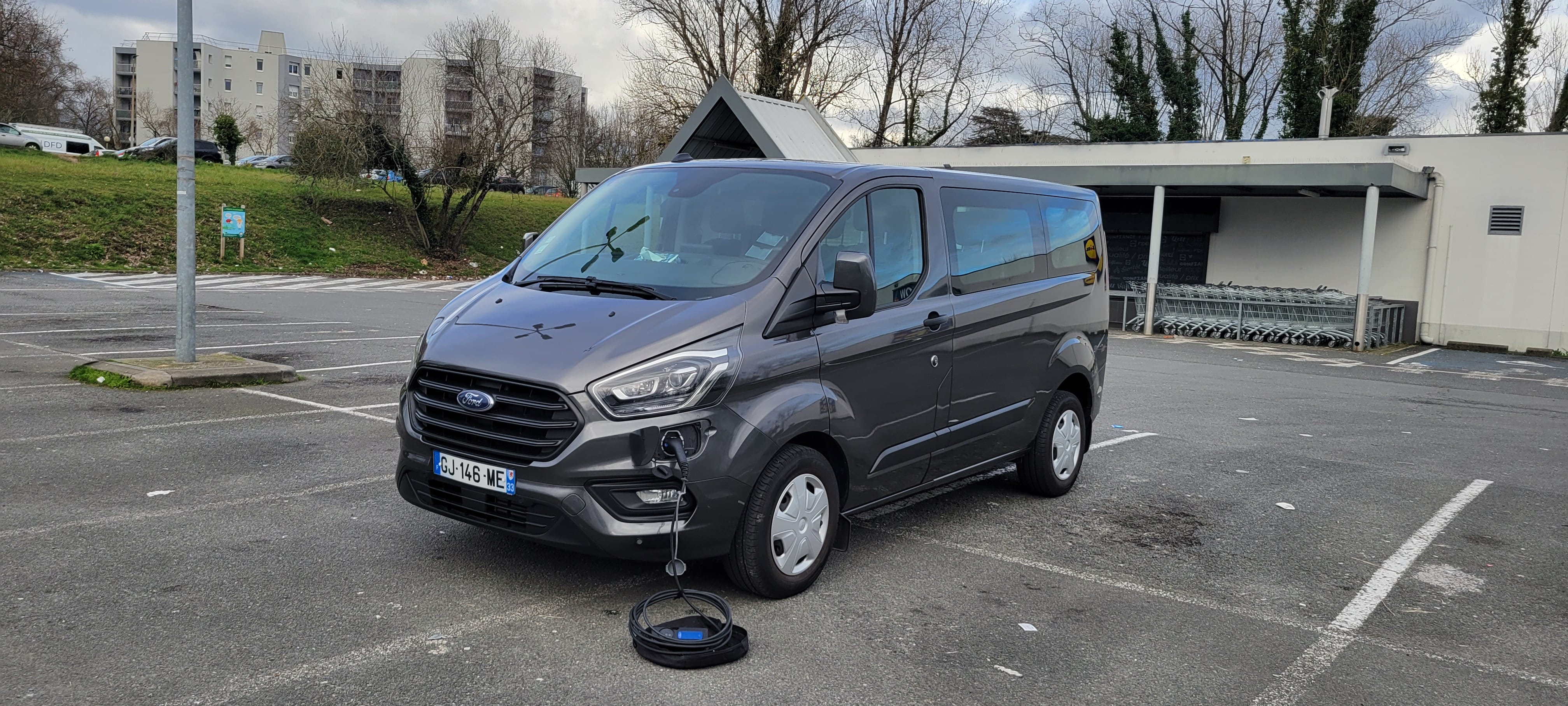 Ford Tourneo Custom avec Audio Bluetooth