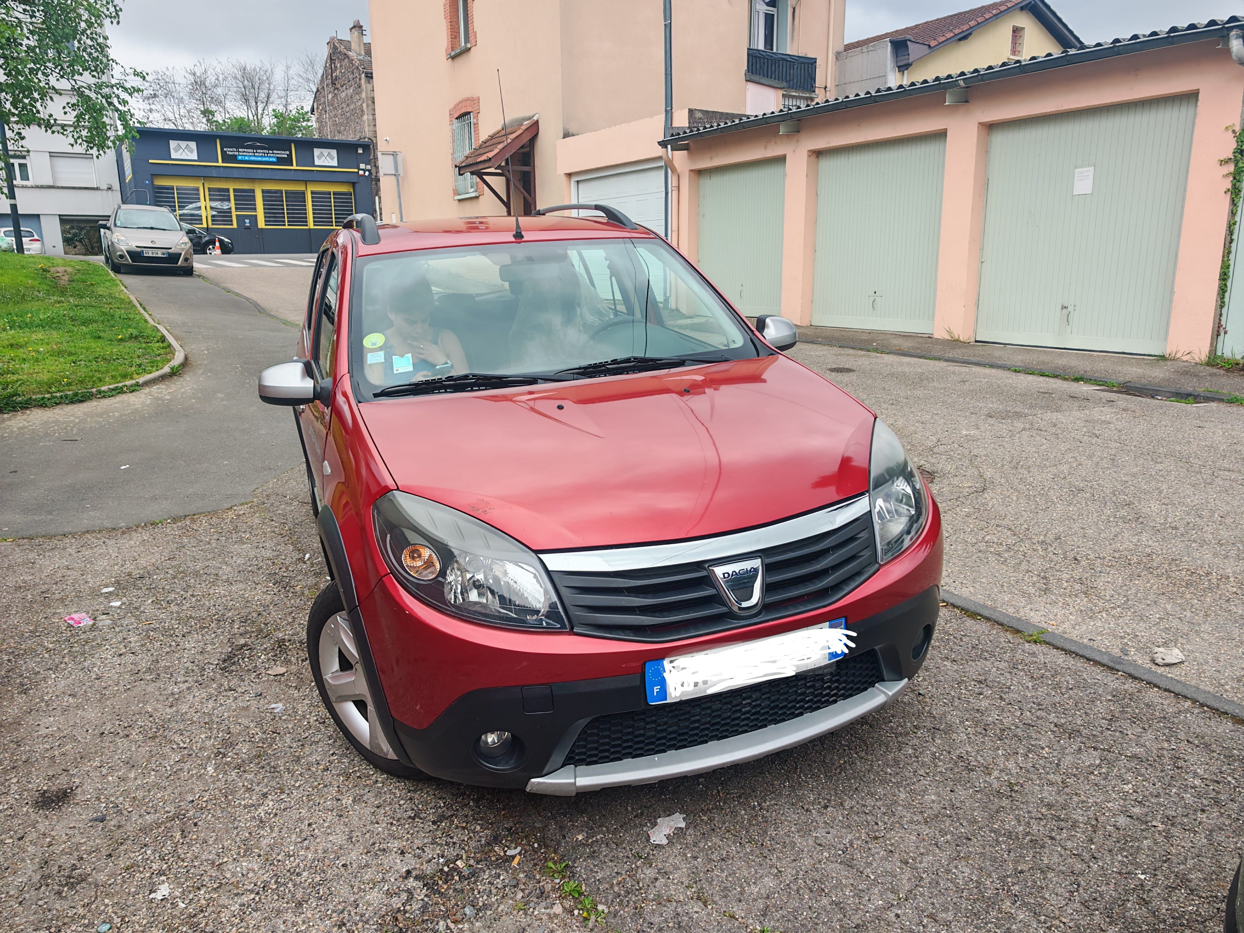 Dacia Sandero Stepway 1.5 DCi mit Winterreifen