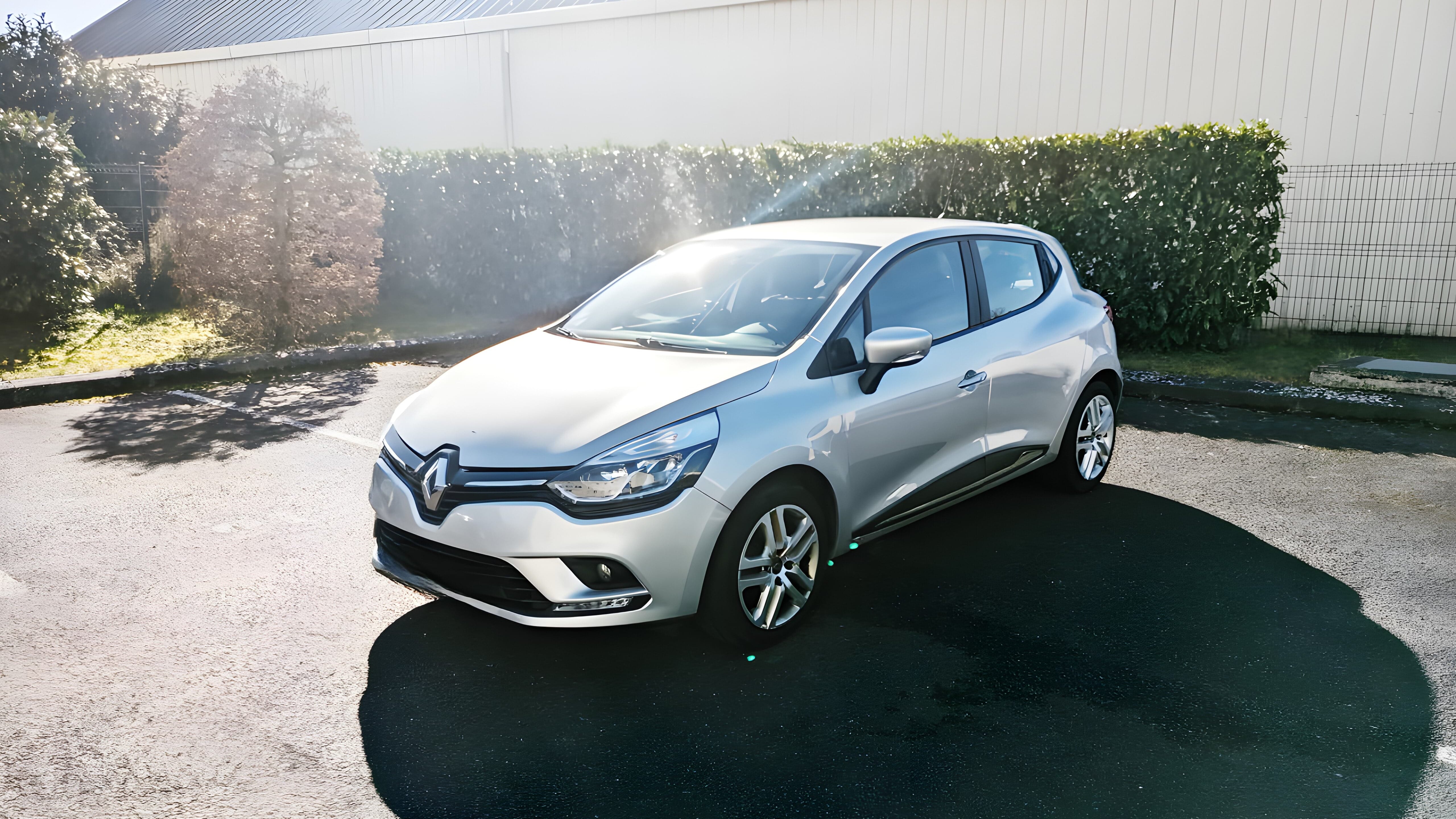 Renault Clio avec GPS