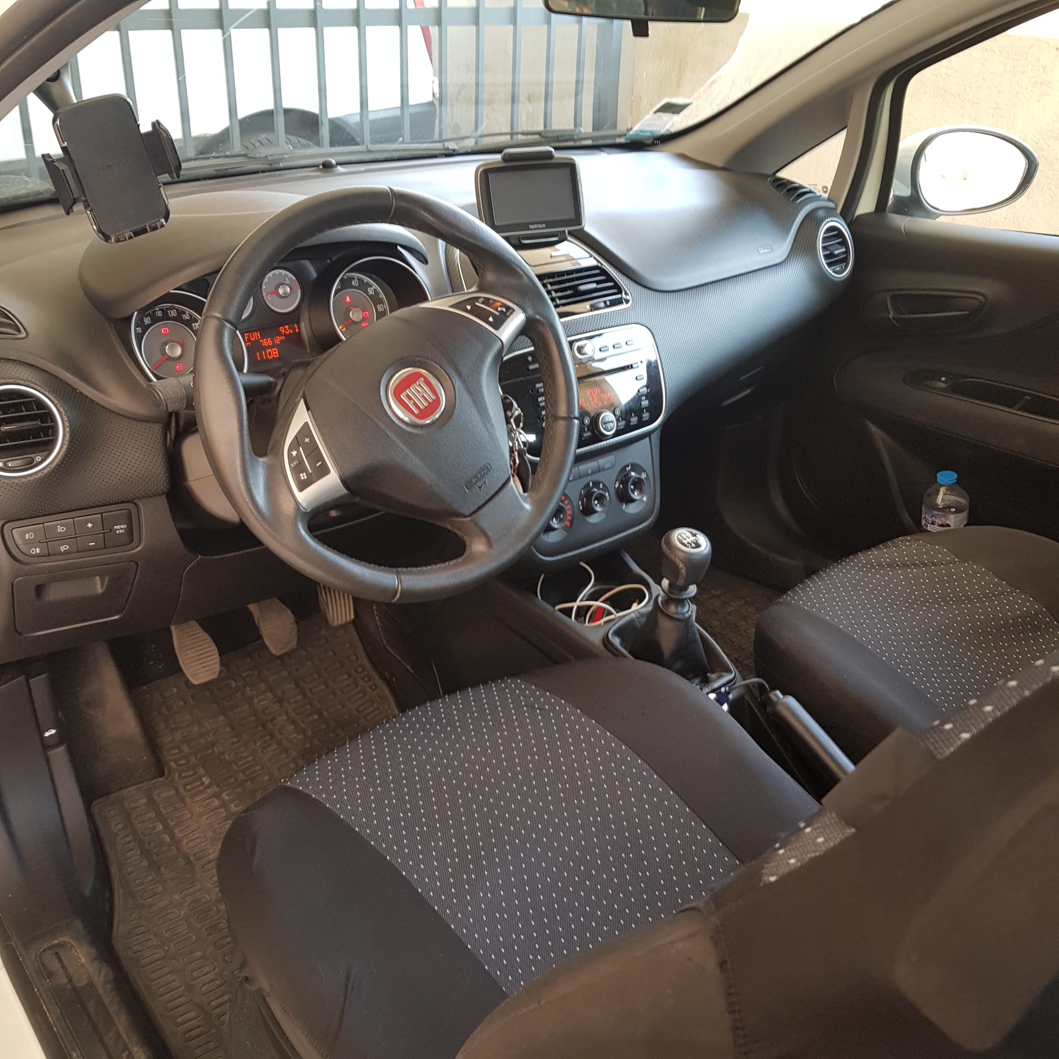 Fiat Punto Evo avec Entrée audio / iPod