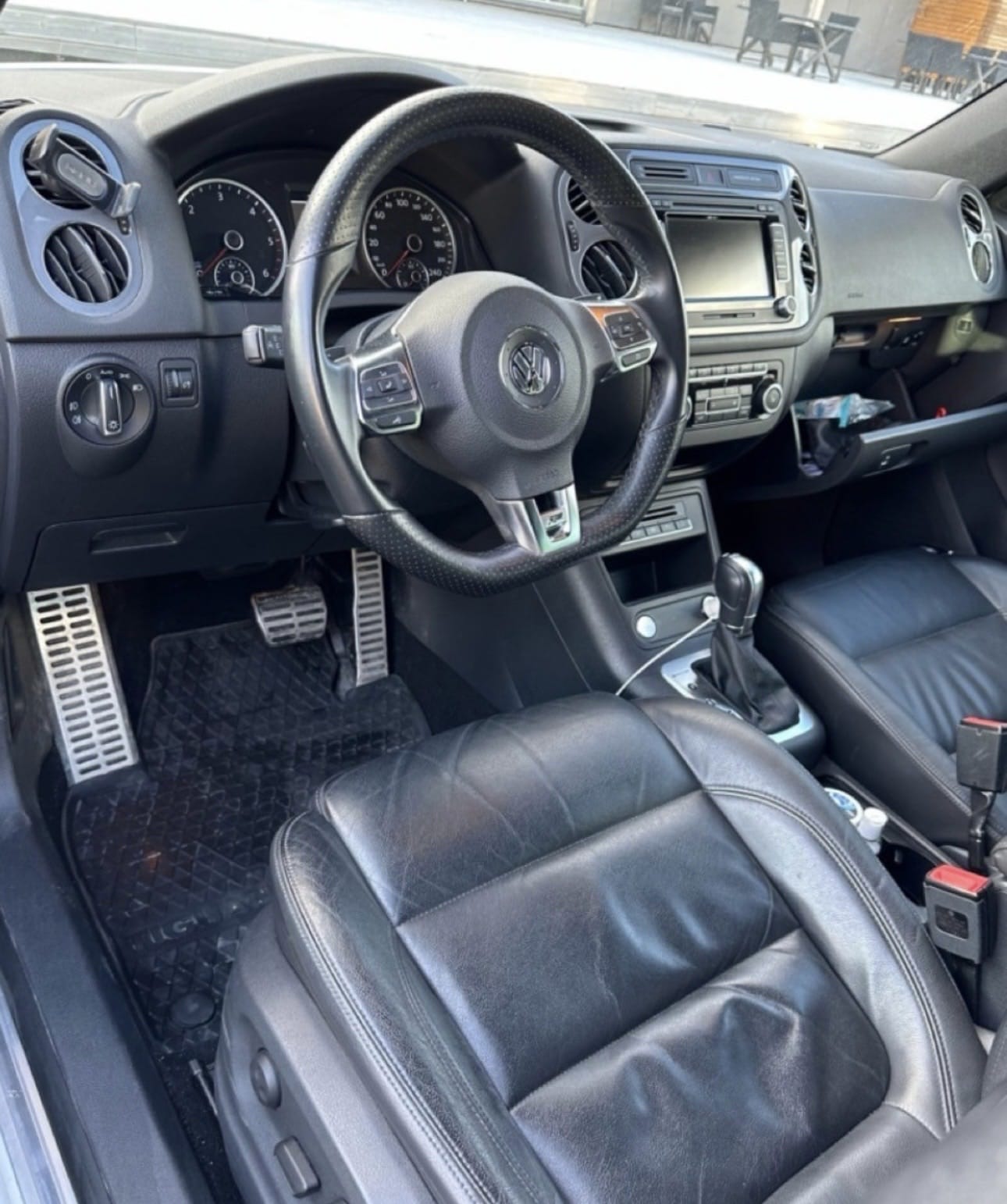 Volkswagen Tiguan SE R-Line Black 4MOTION met Cruise control