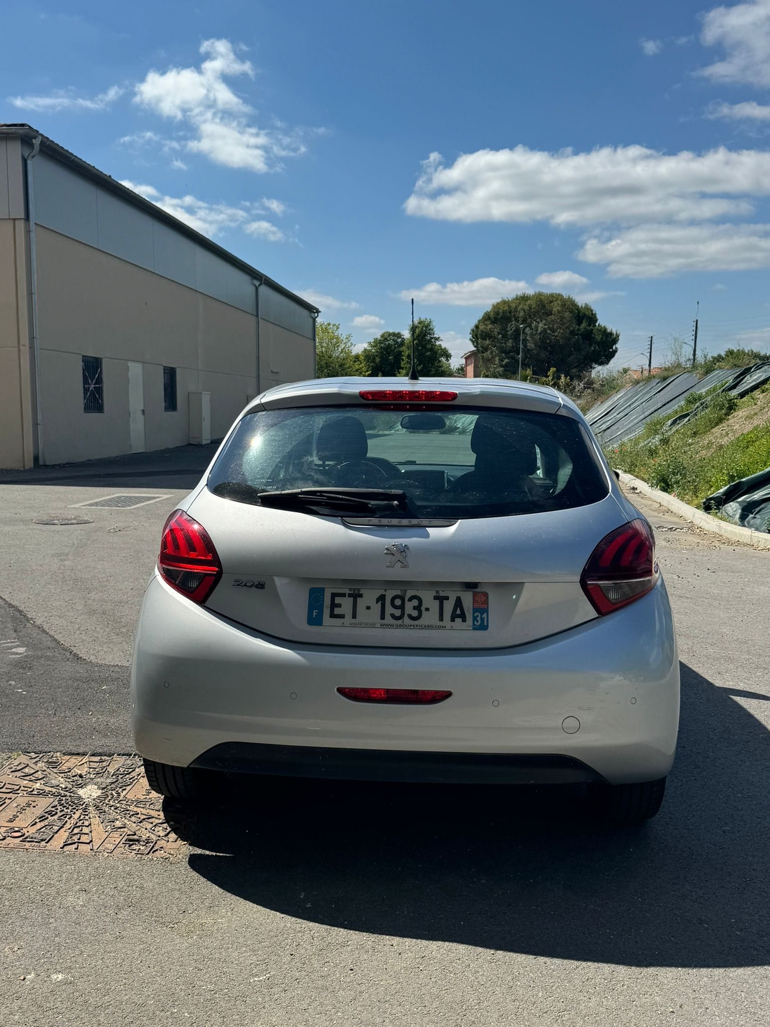 Peugeot 208 avec GPS