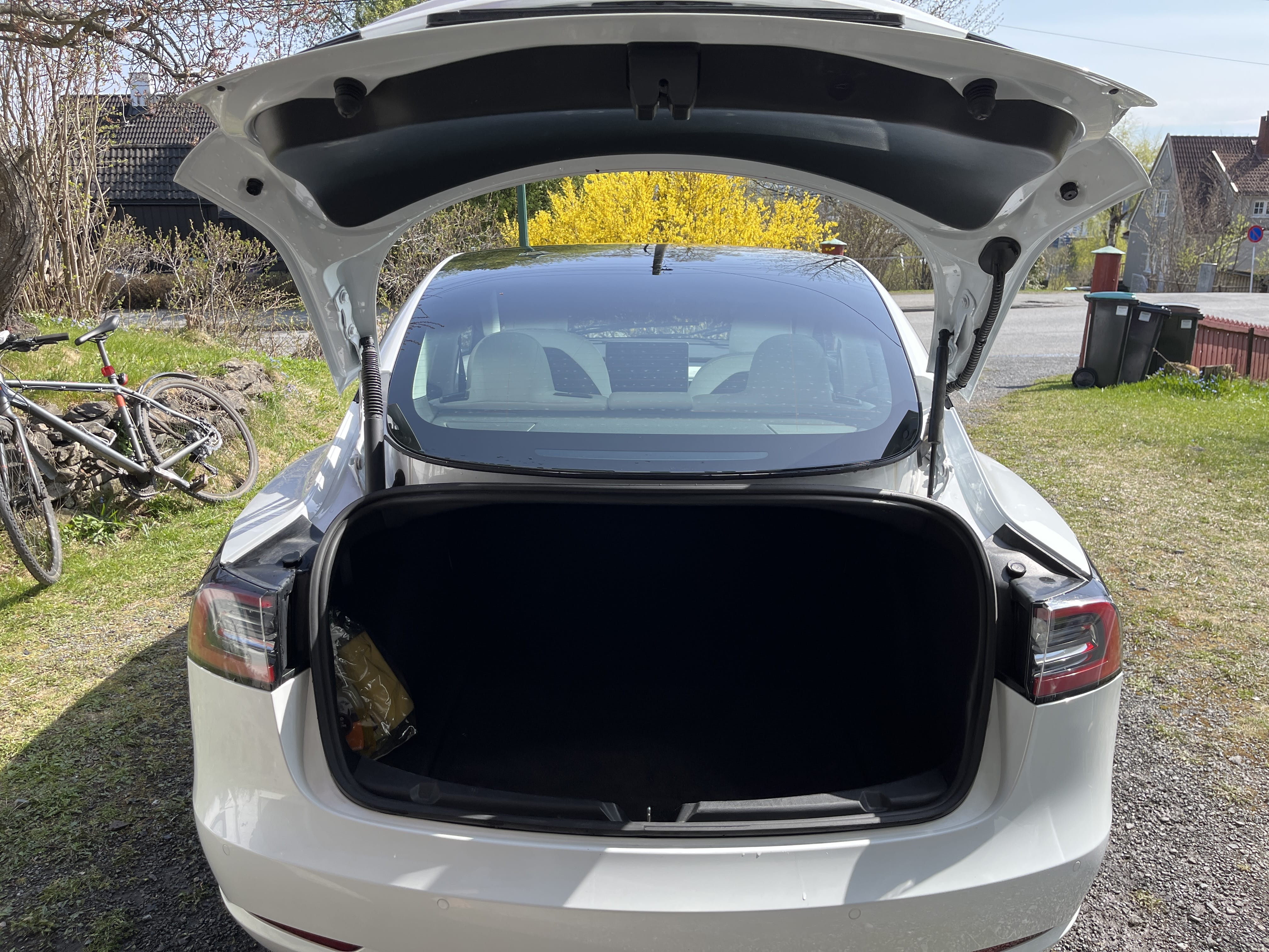 Tesla Model 3 Long Range 2021, med varmepumpe with Dashcam