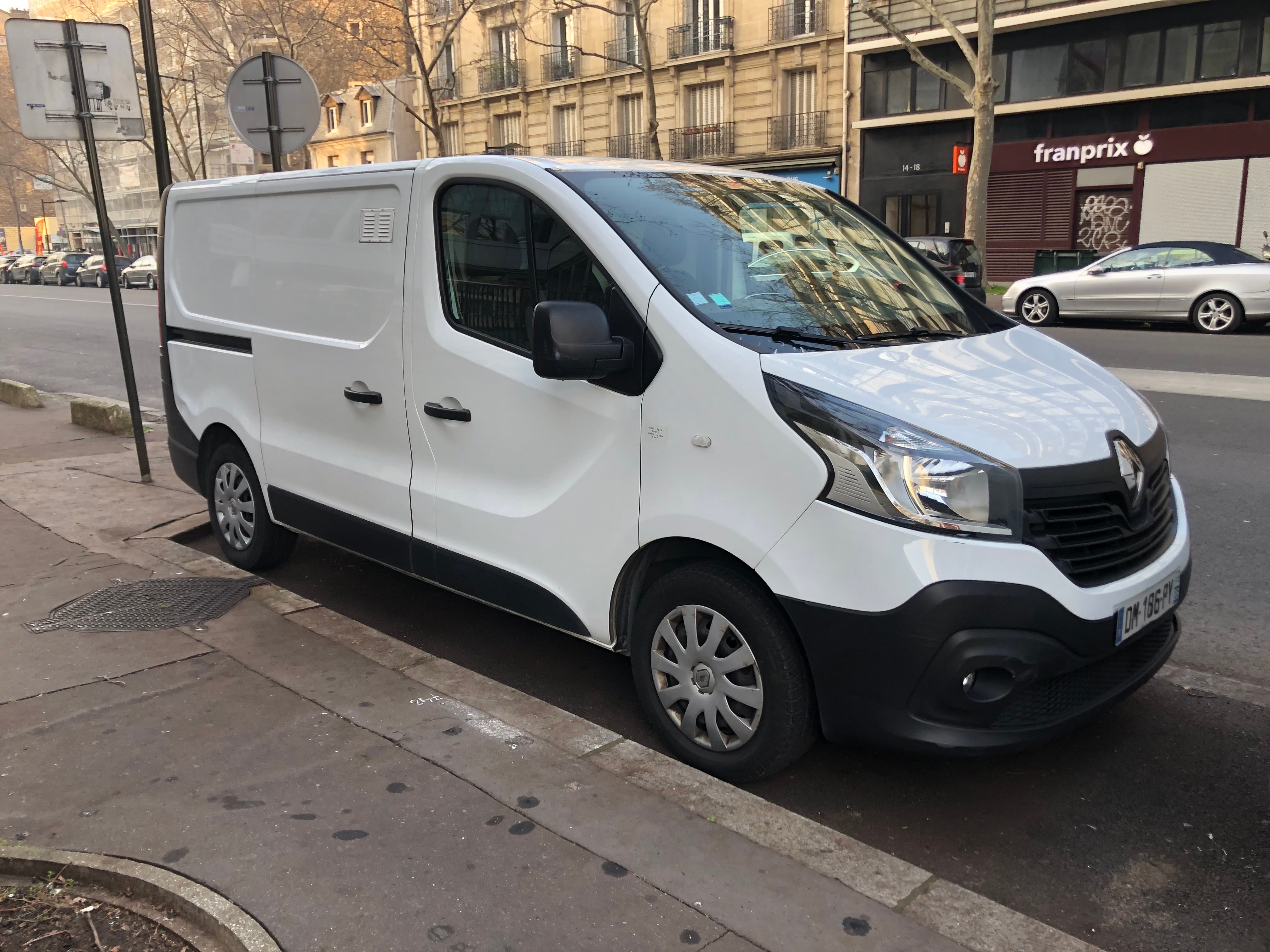 Renault Trafic 3 Dci clim régulateur 3 places, 2015, Diesel