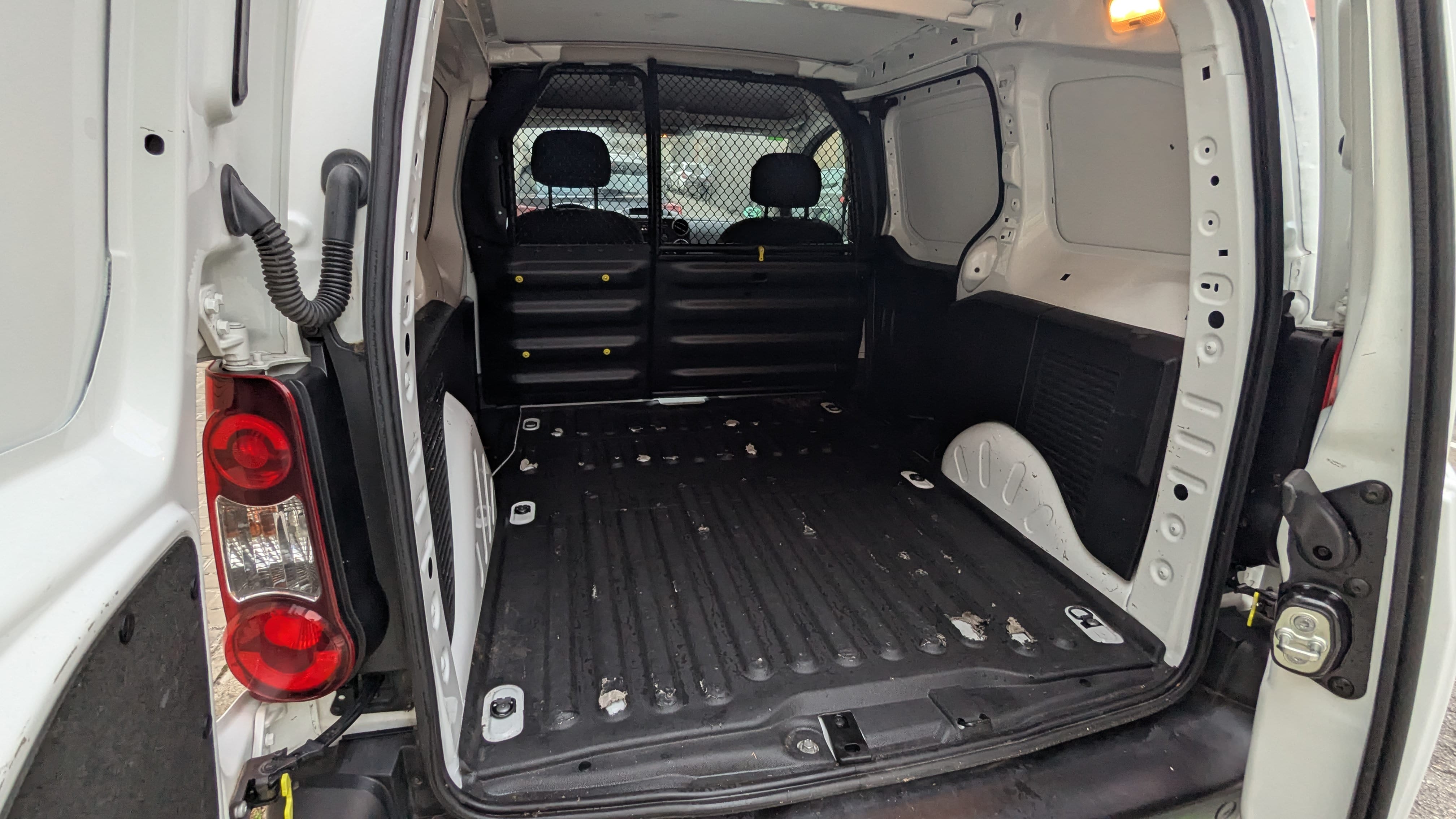 Peugeot Partner Furgoneta con Control de velocidad
