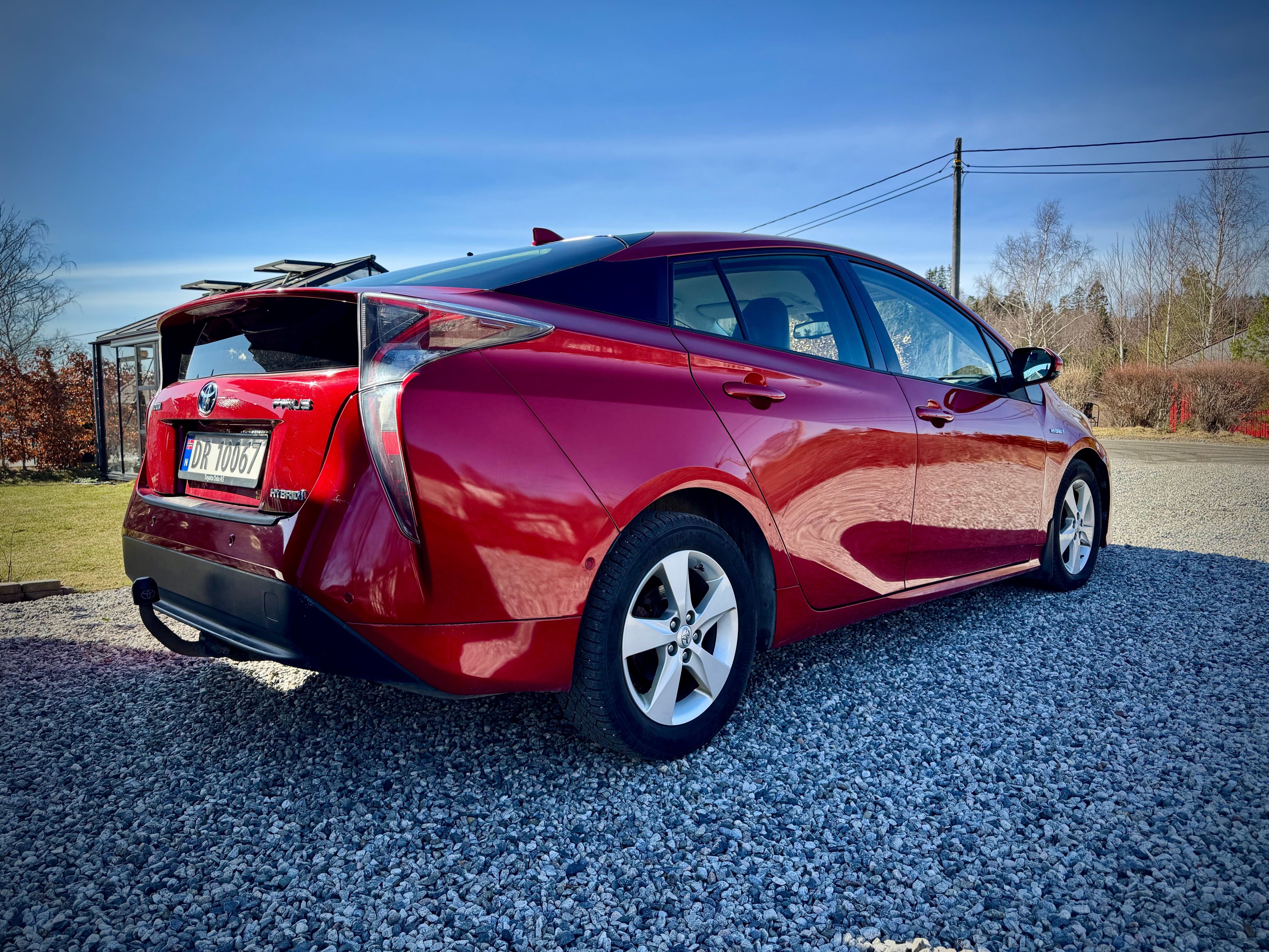 Toyota Prius IV med GPS