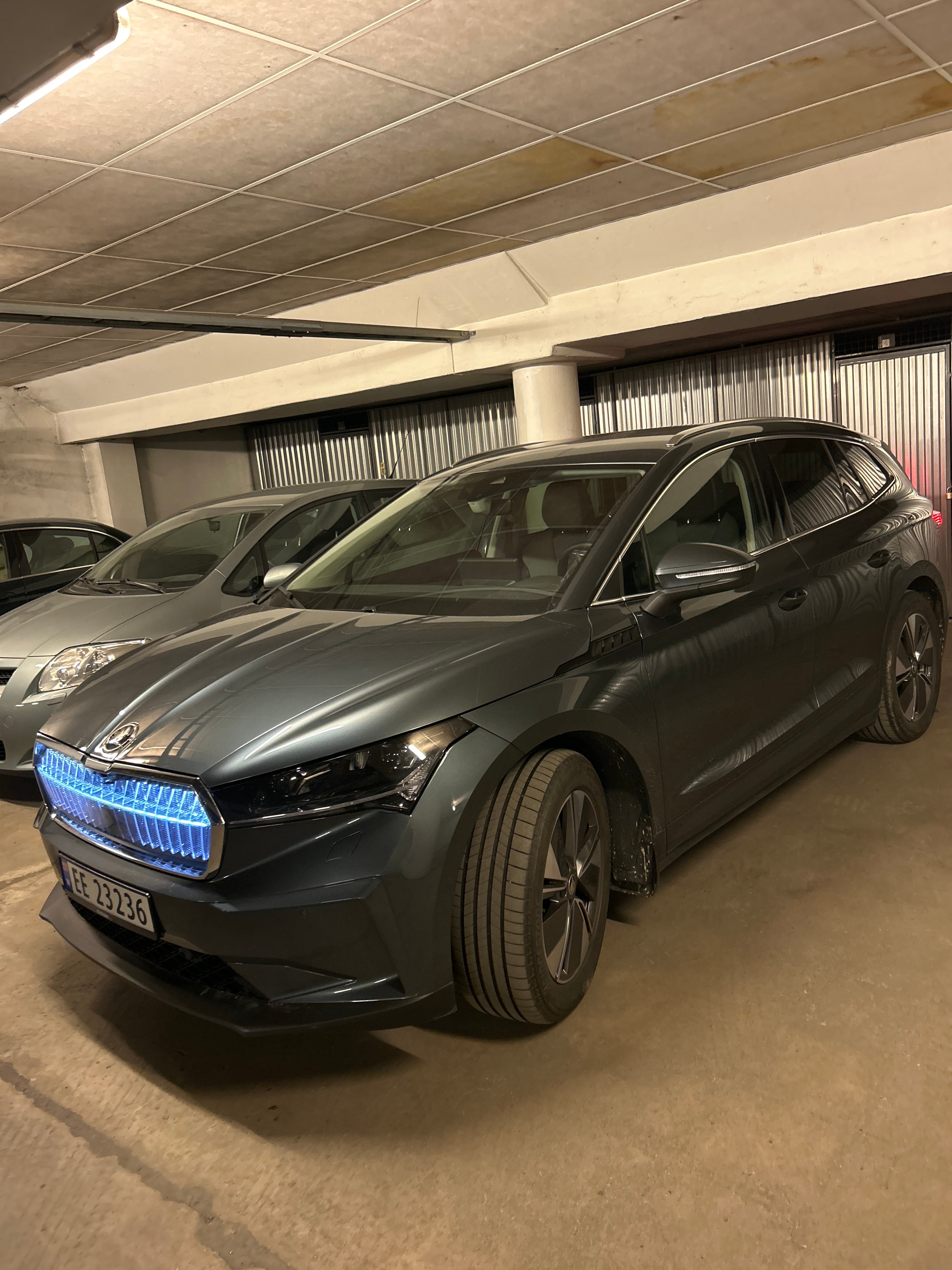 Skoda Enyaq 80 med Ryggekamera