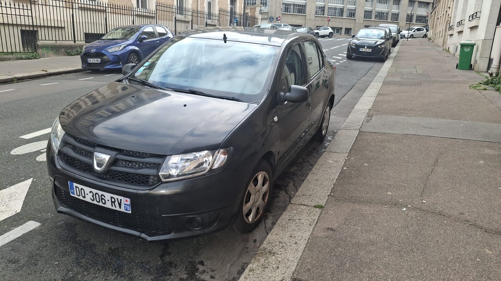 Dacia Logan, 2015, Essence 95