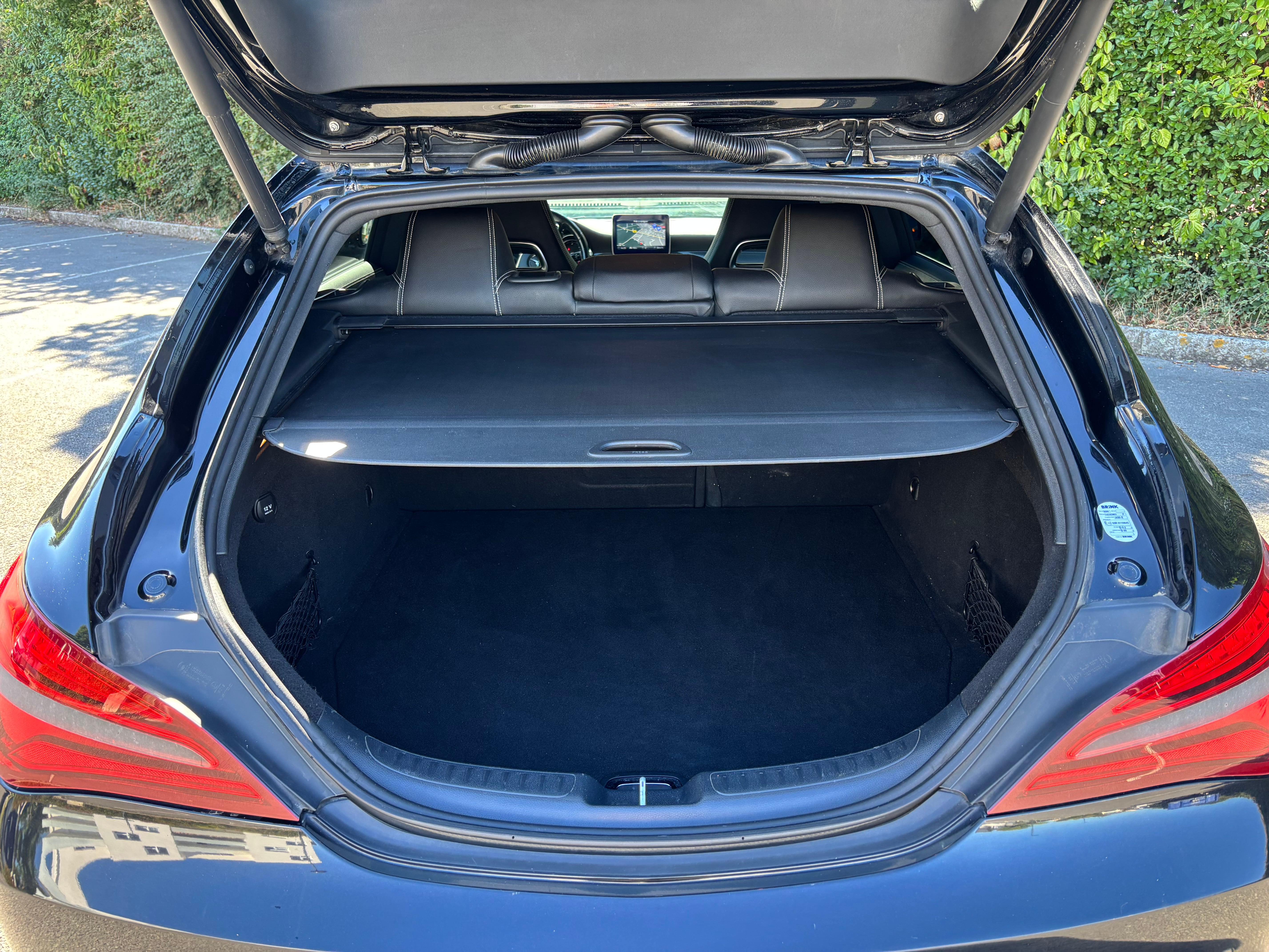 Mercedes-Benz CLA 200 avec Régulateur de vitesse