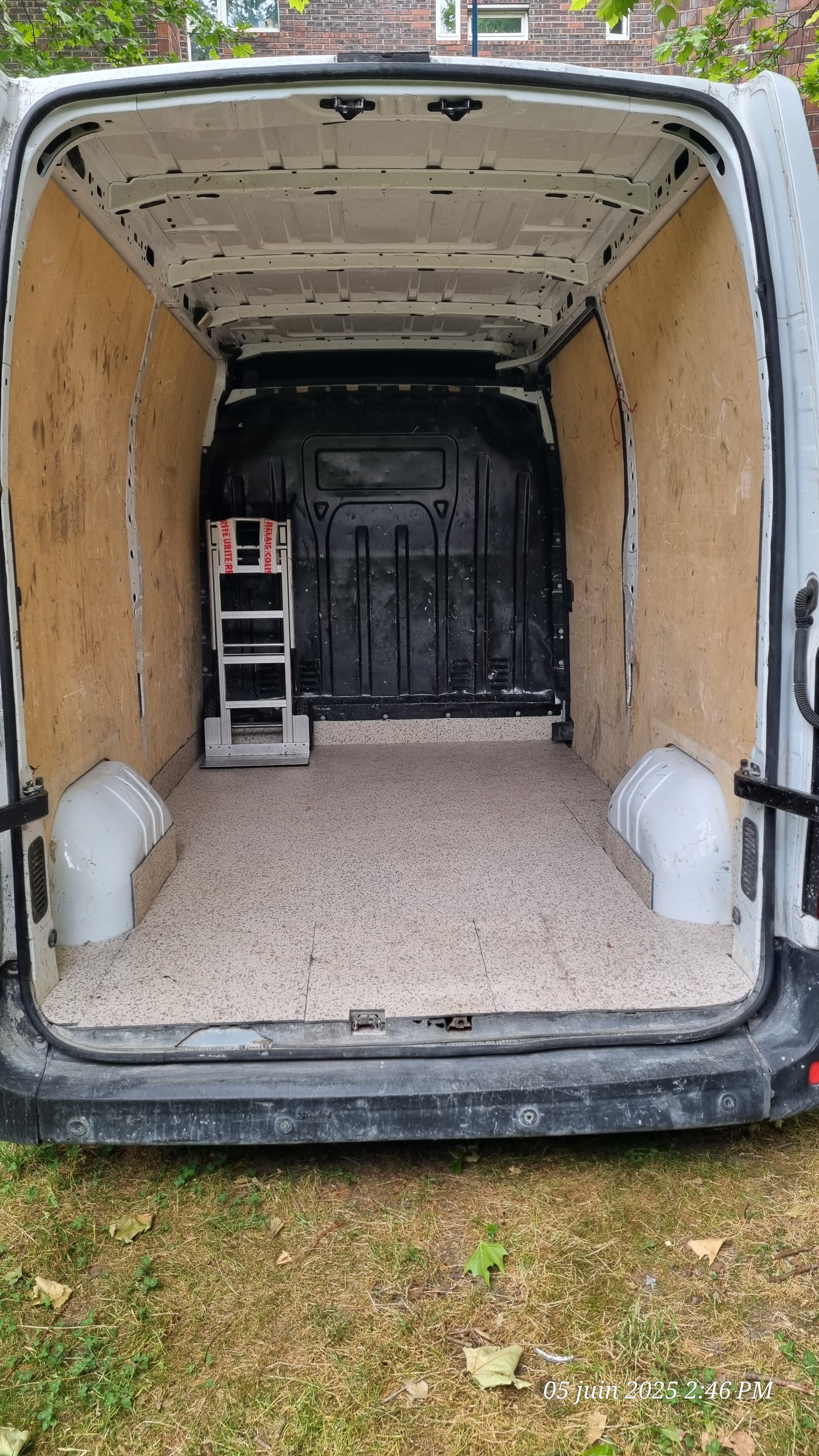 Renault Master 2.3 DCI avec Port USB