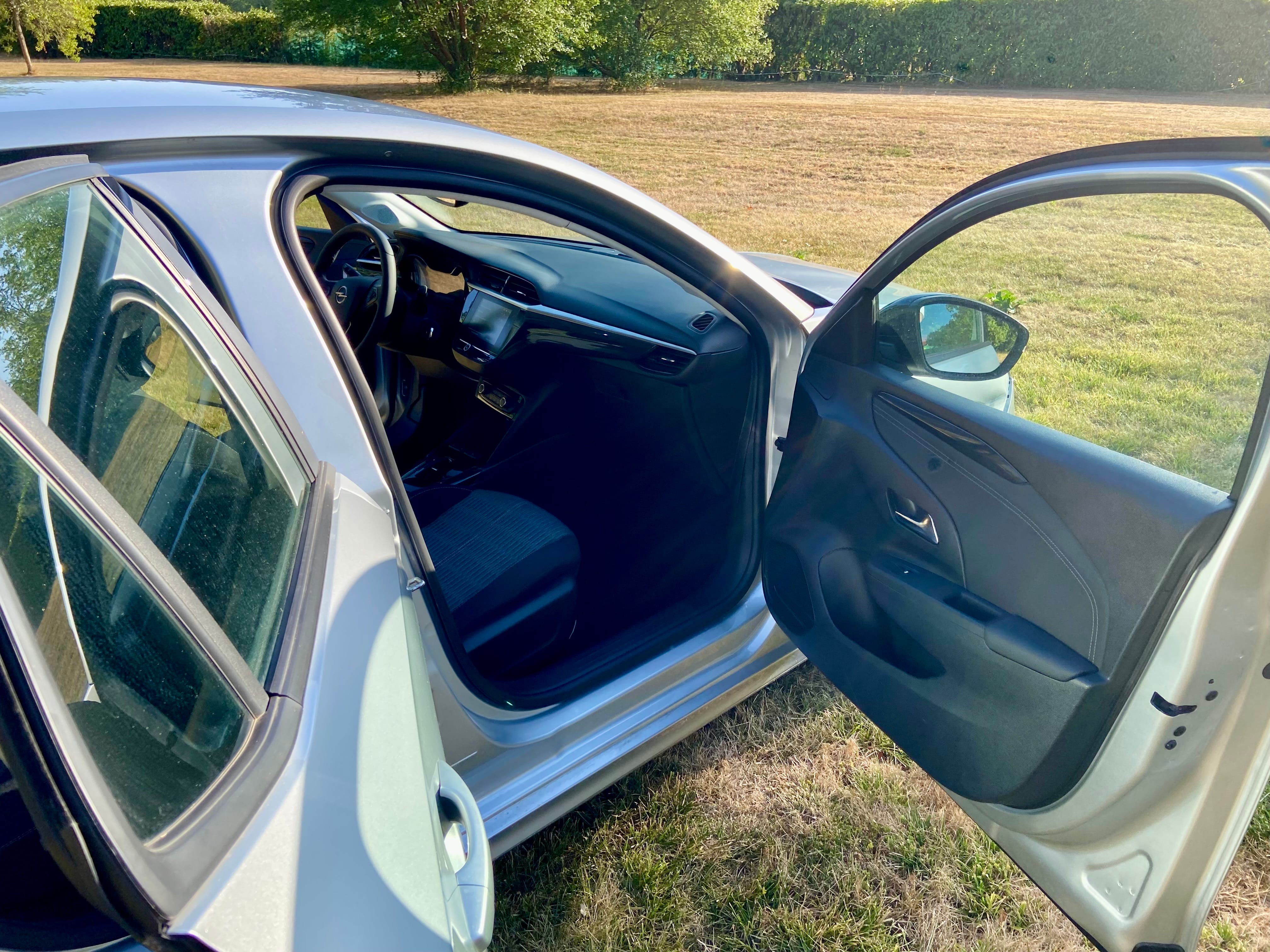 Opel Corsa avec Port USB