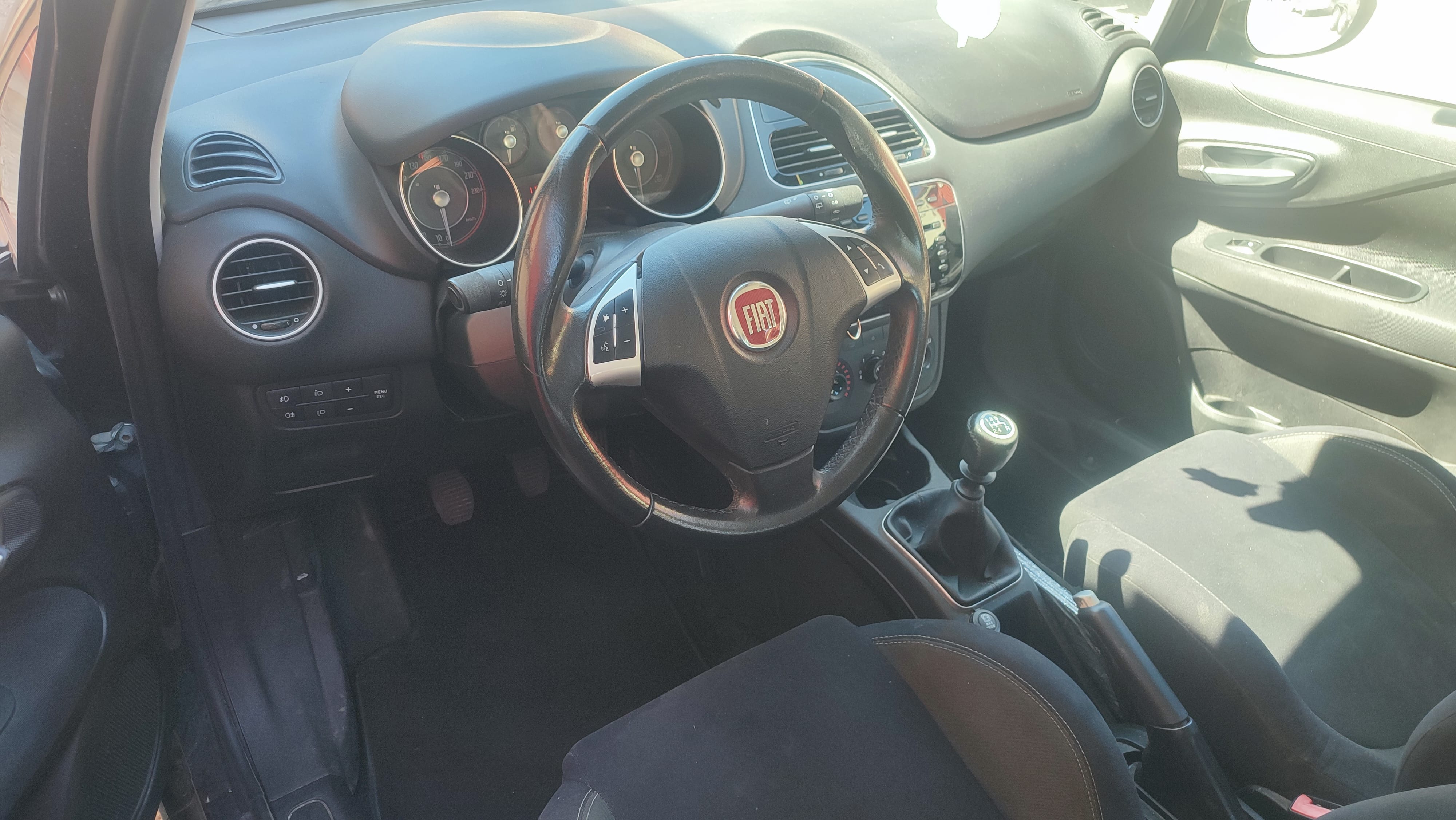 Fiat Punto Evo con Entrada de Audio/iPod