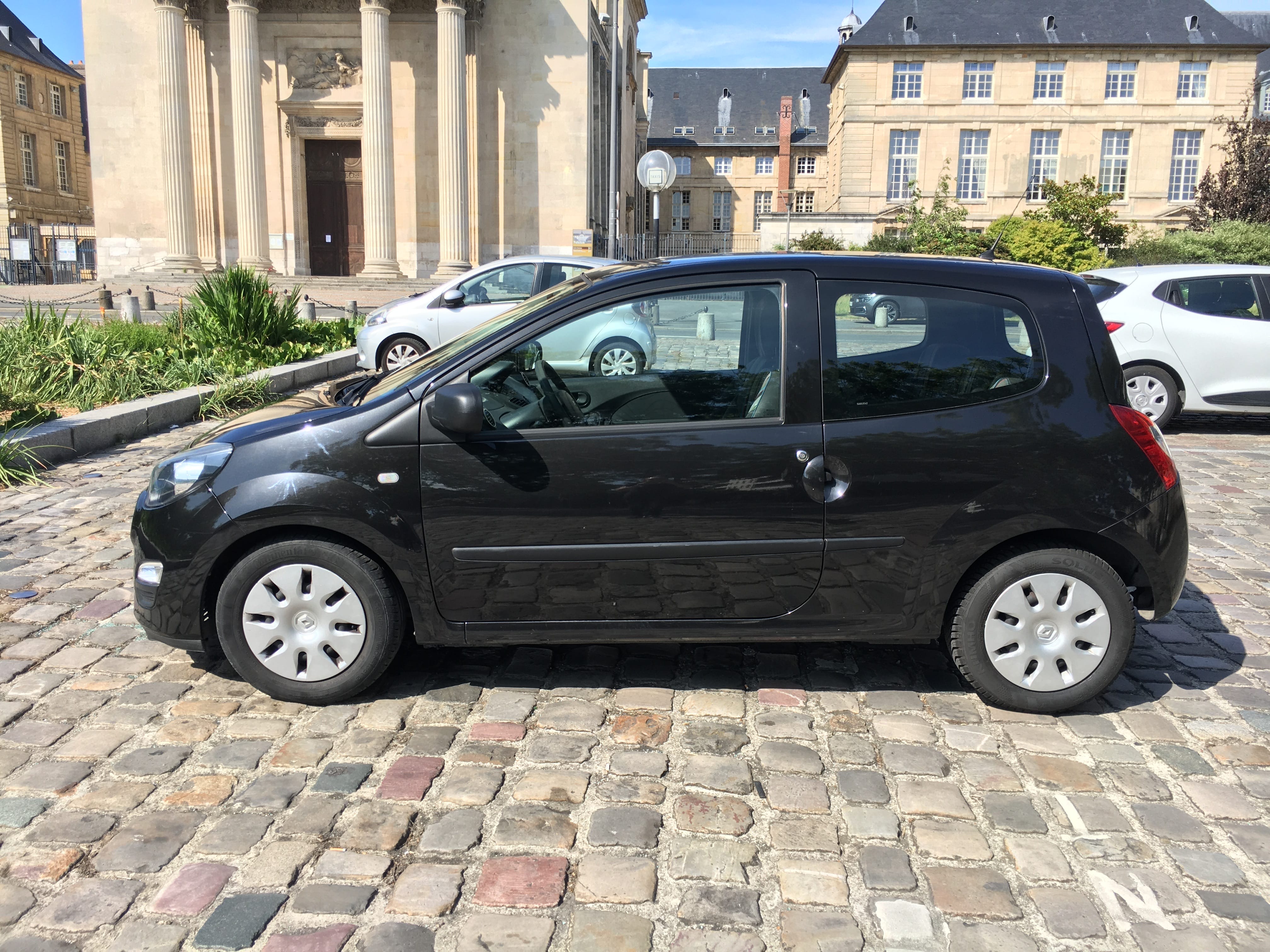 Renault Twingo Maniable & Faible conso avec Audio Bluetooth