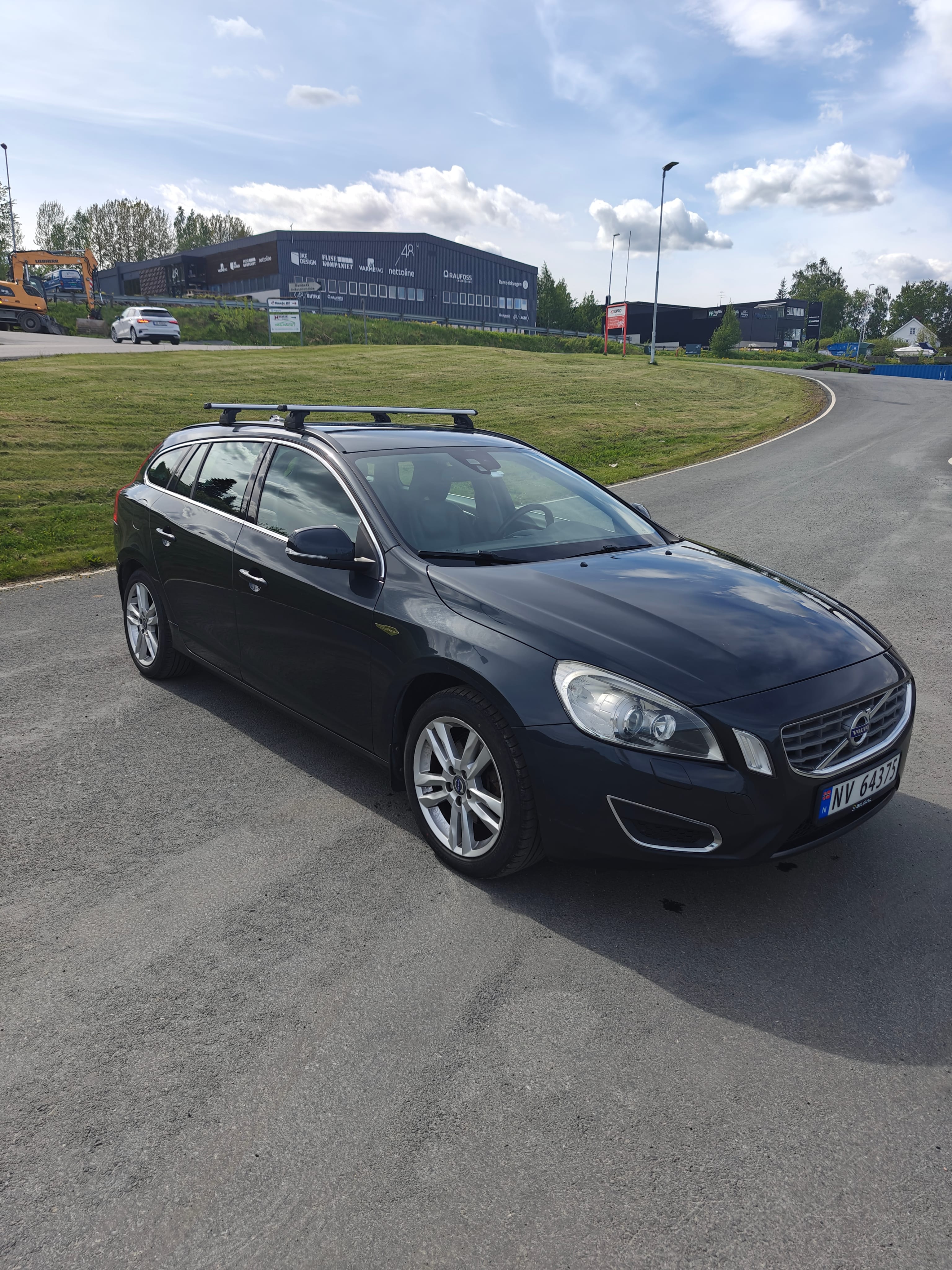 Volvo V60 med Lydinngang