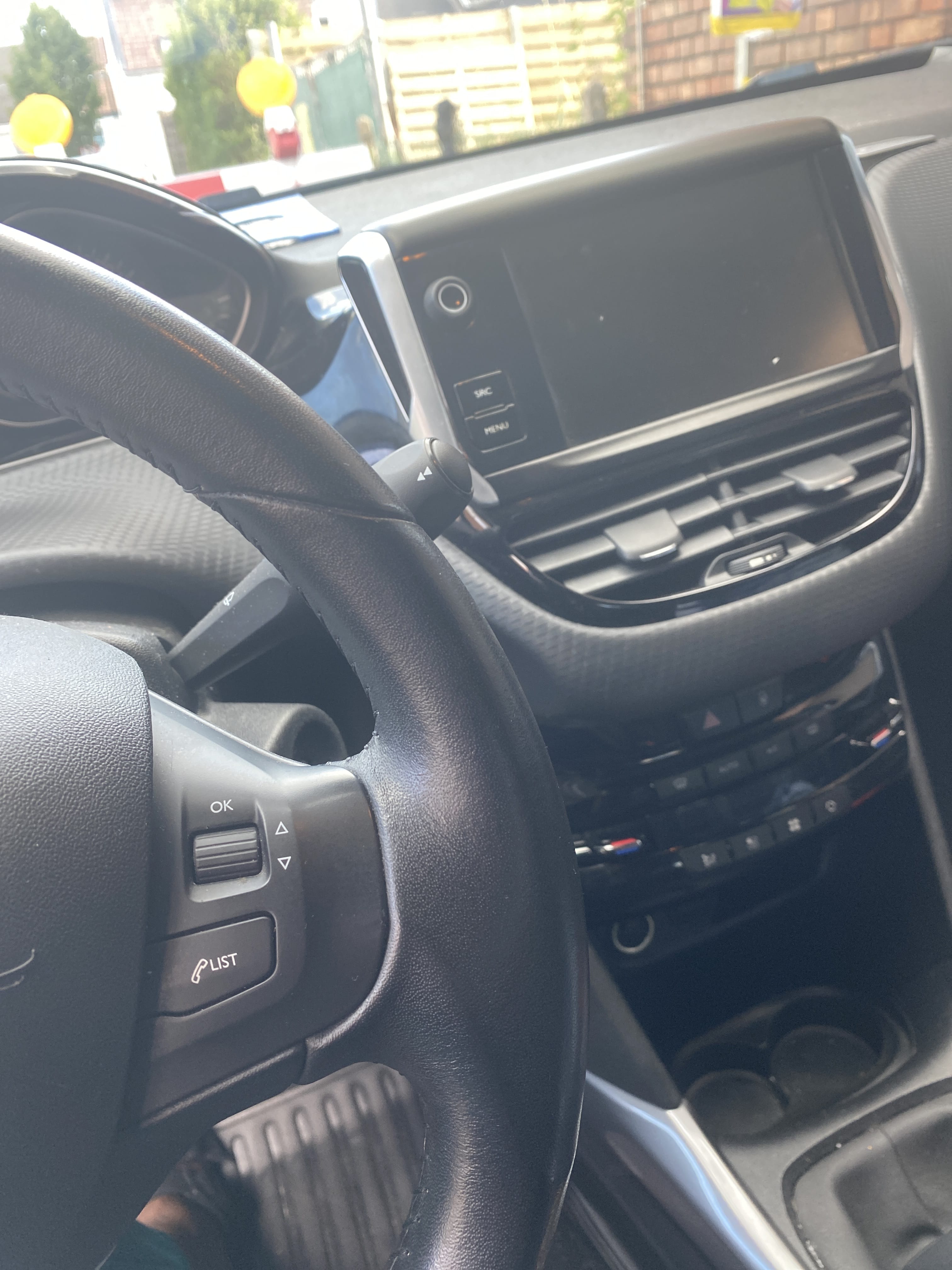 Peugeot e-2008 met Cruise control