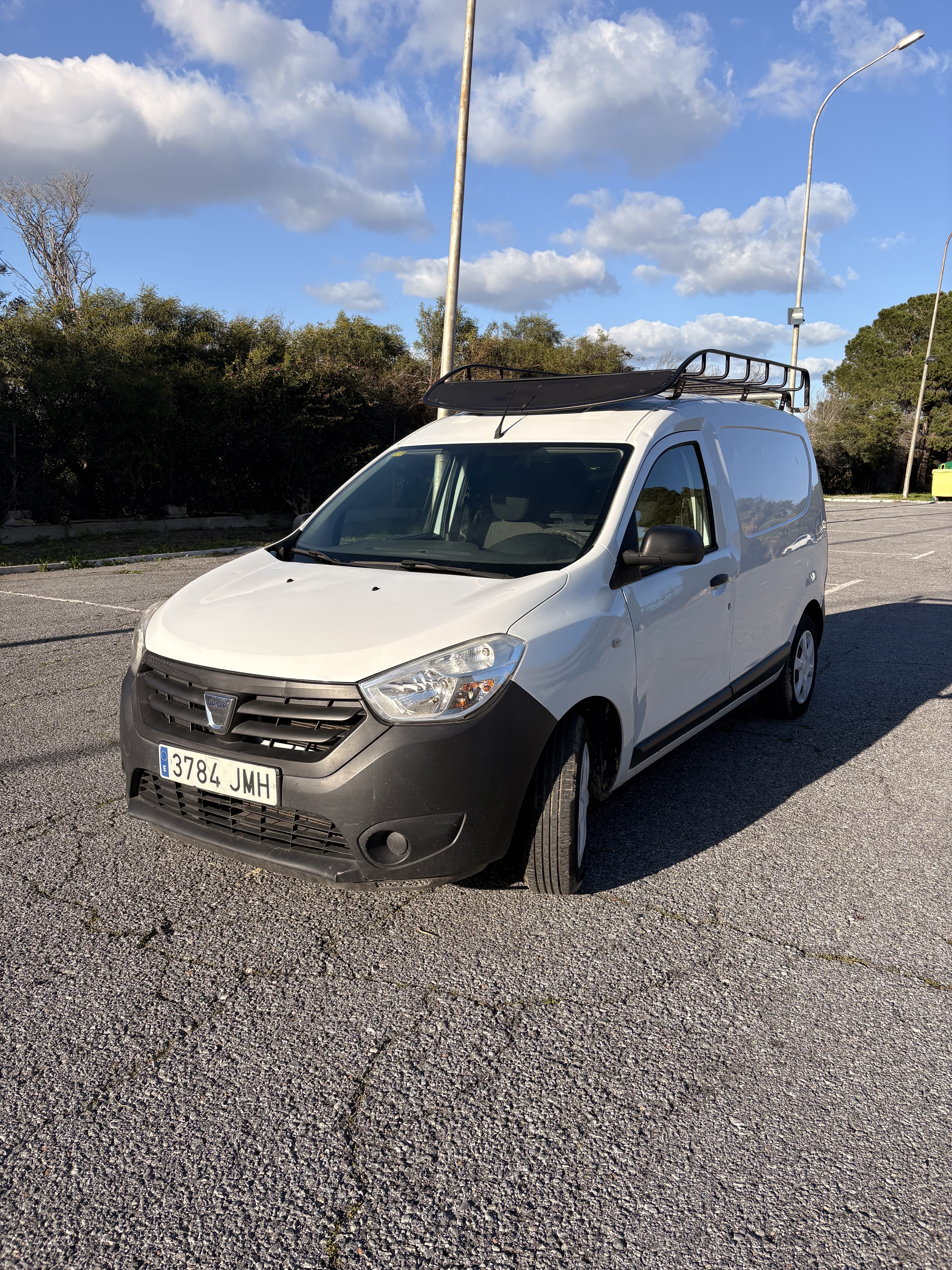 Dacia Dokker, 2016, Gasolina 95
