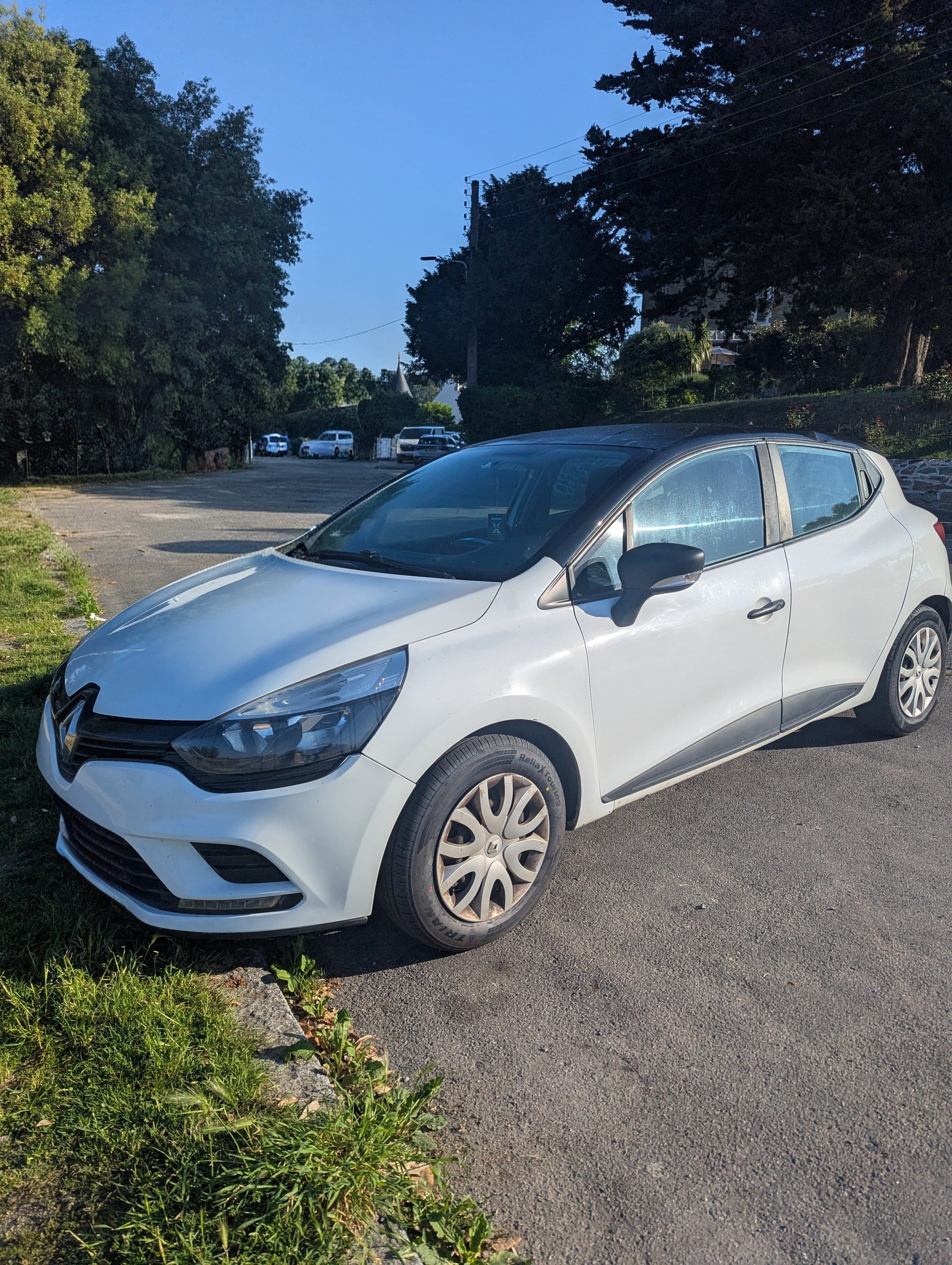 Renault Clio, 2016, Essence 98