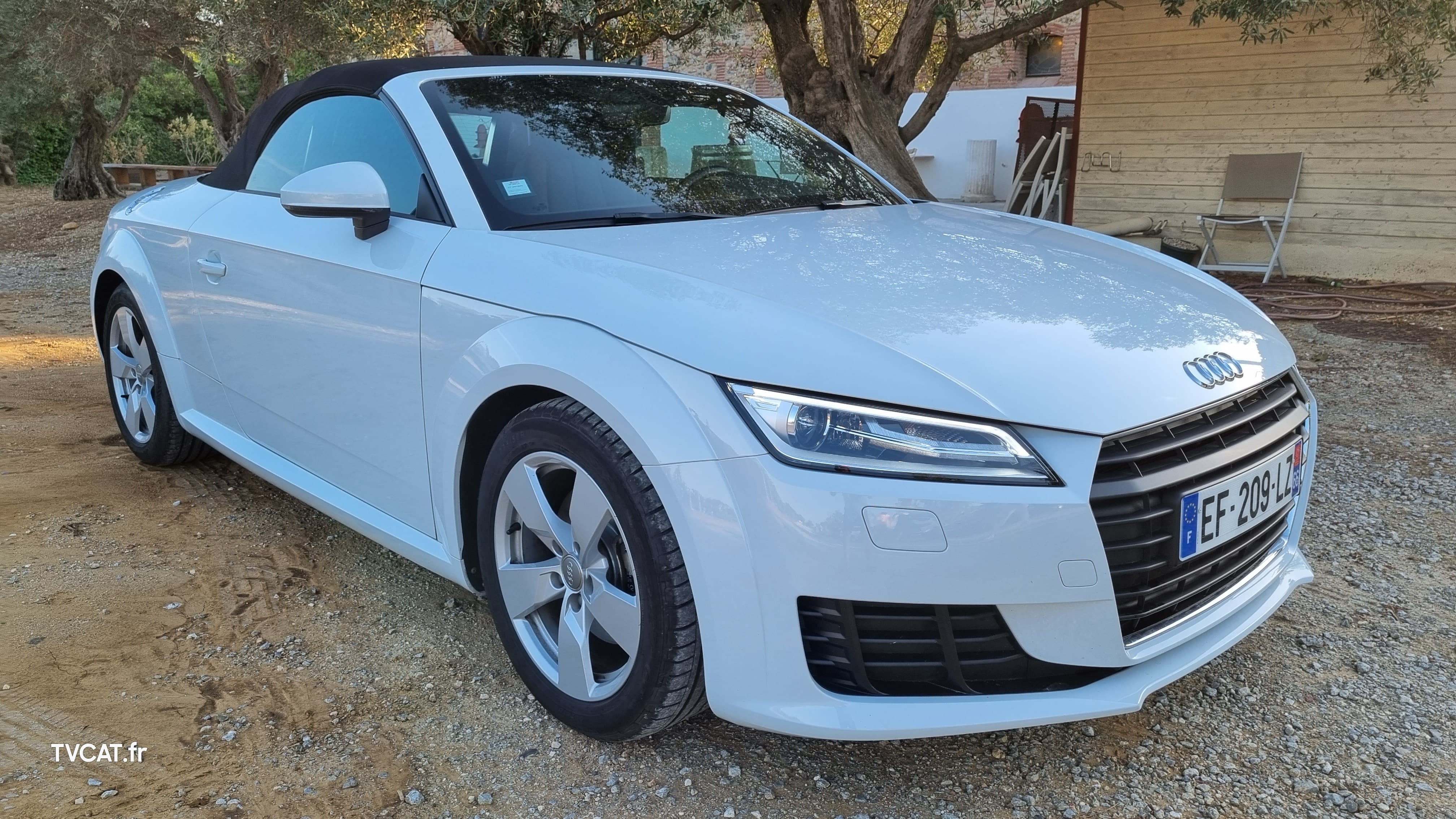 Audi TT Roadster Cabriolet blanc