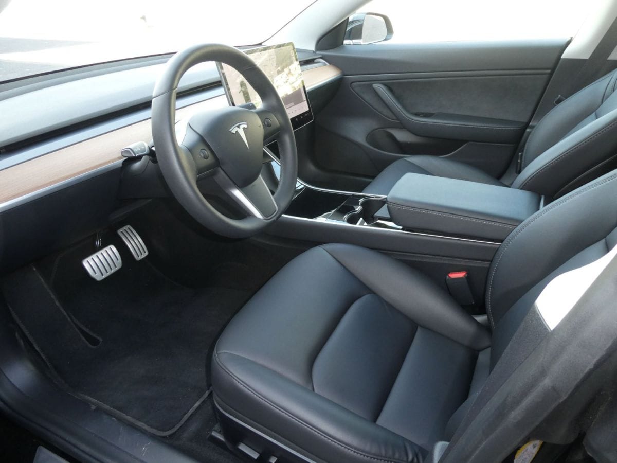 Tesla Model 3 Standard Range Plus avec Climatisation