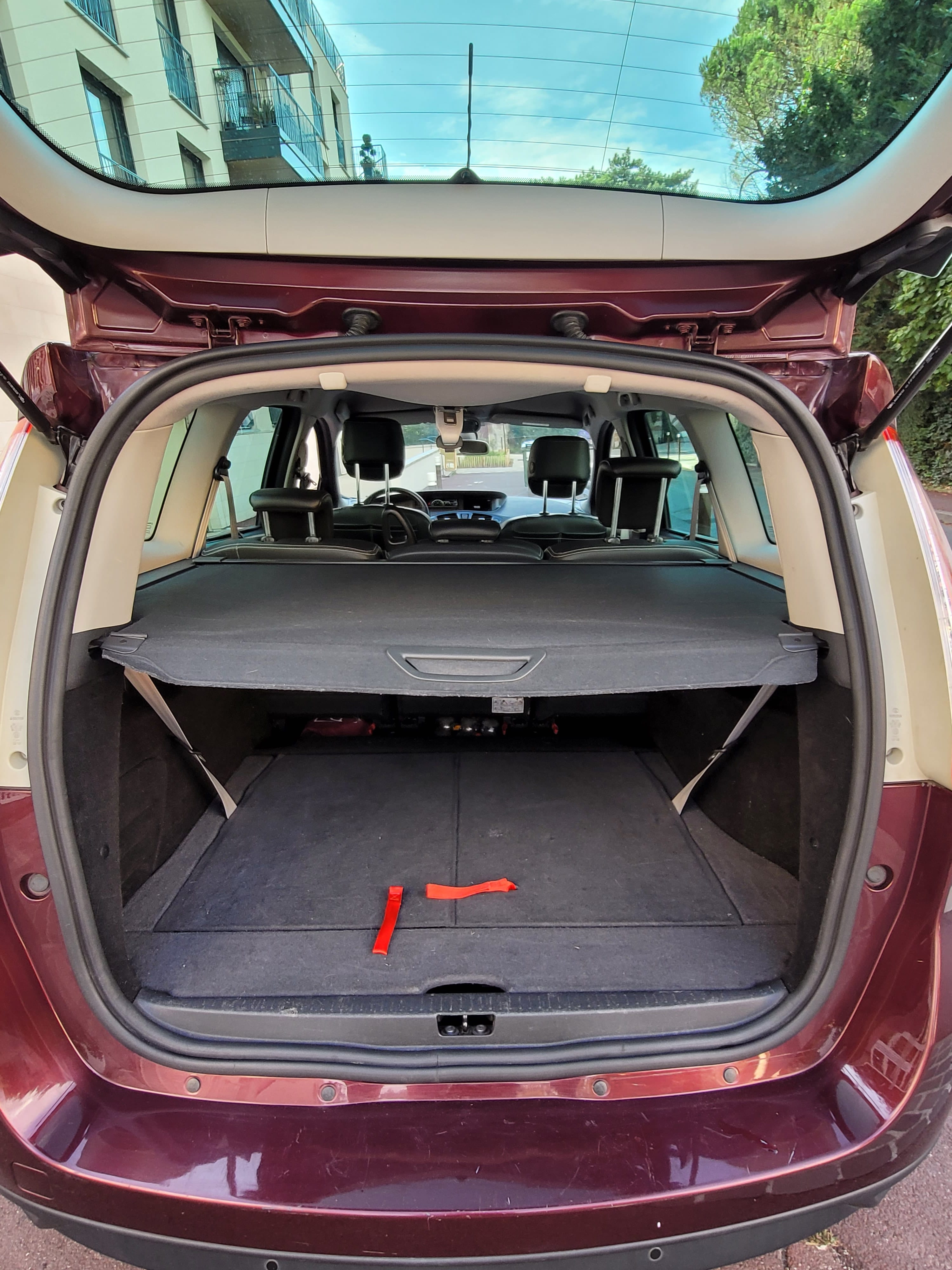 Renault Scenic avec Attelage