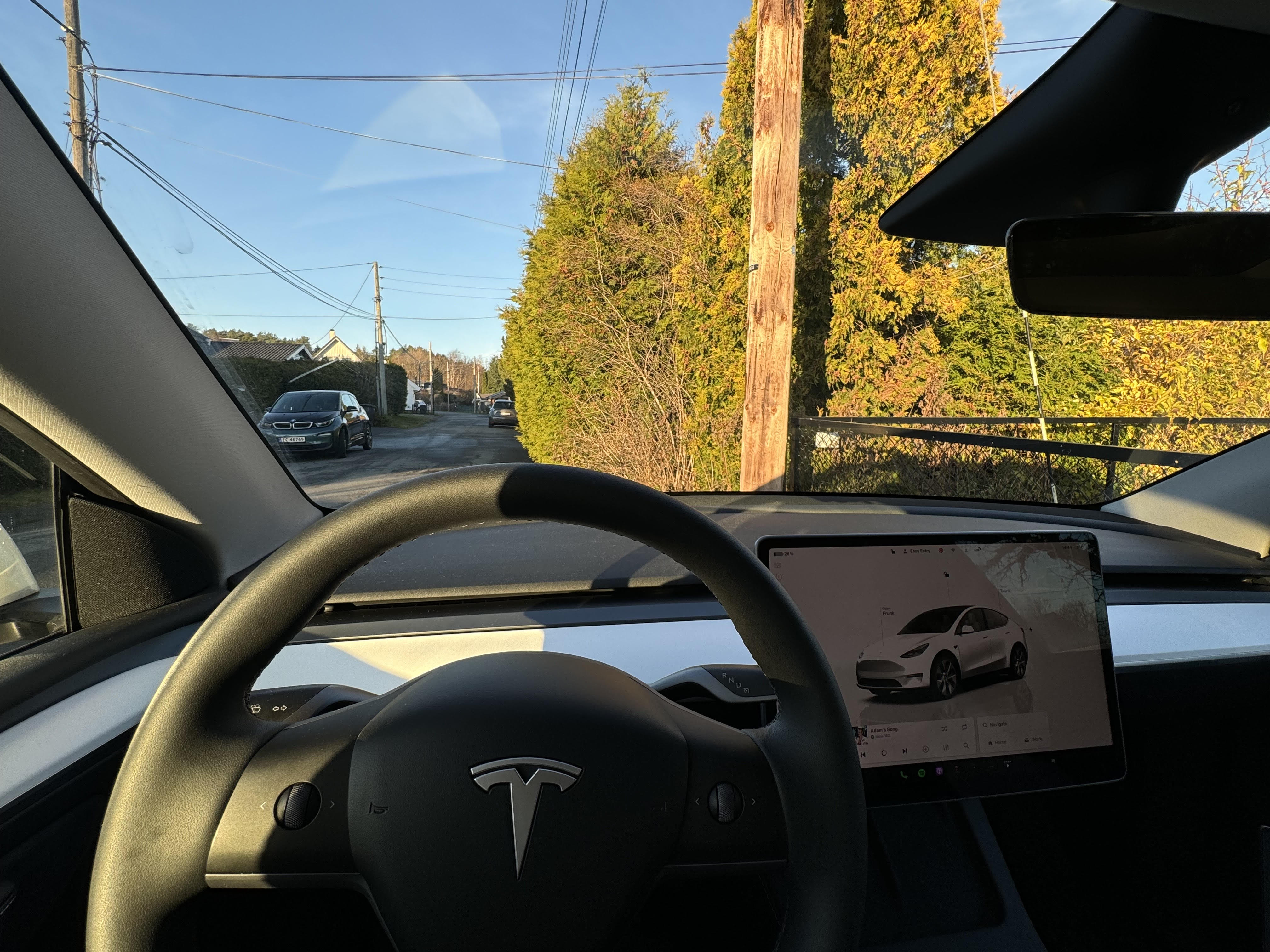 Tesla Model Y Long Range med Cruisekontroll