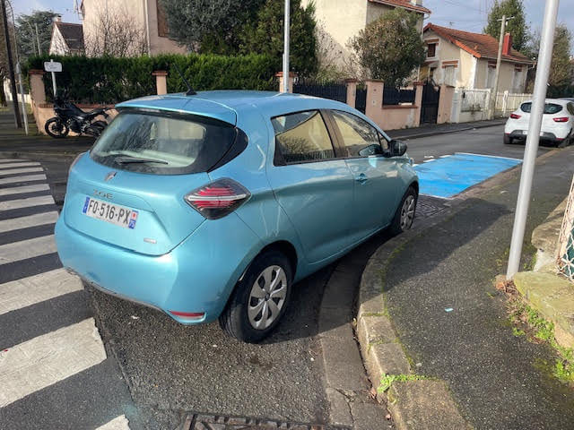 Renault ZOE avec GPS