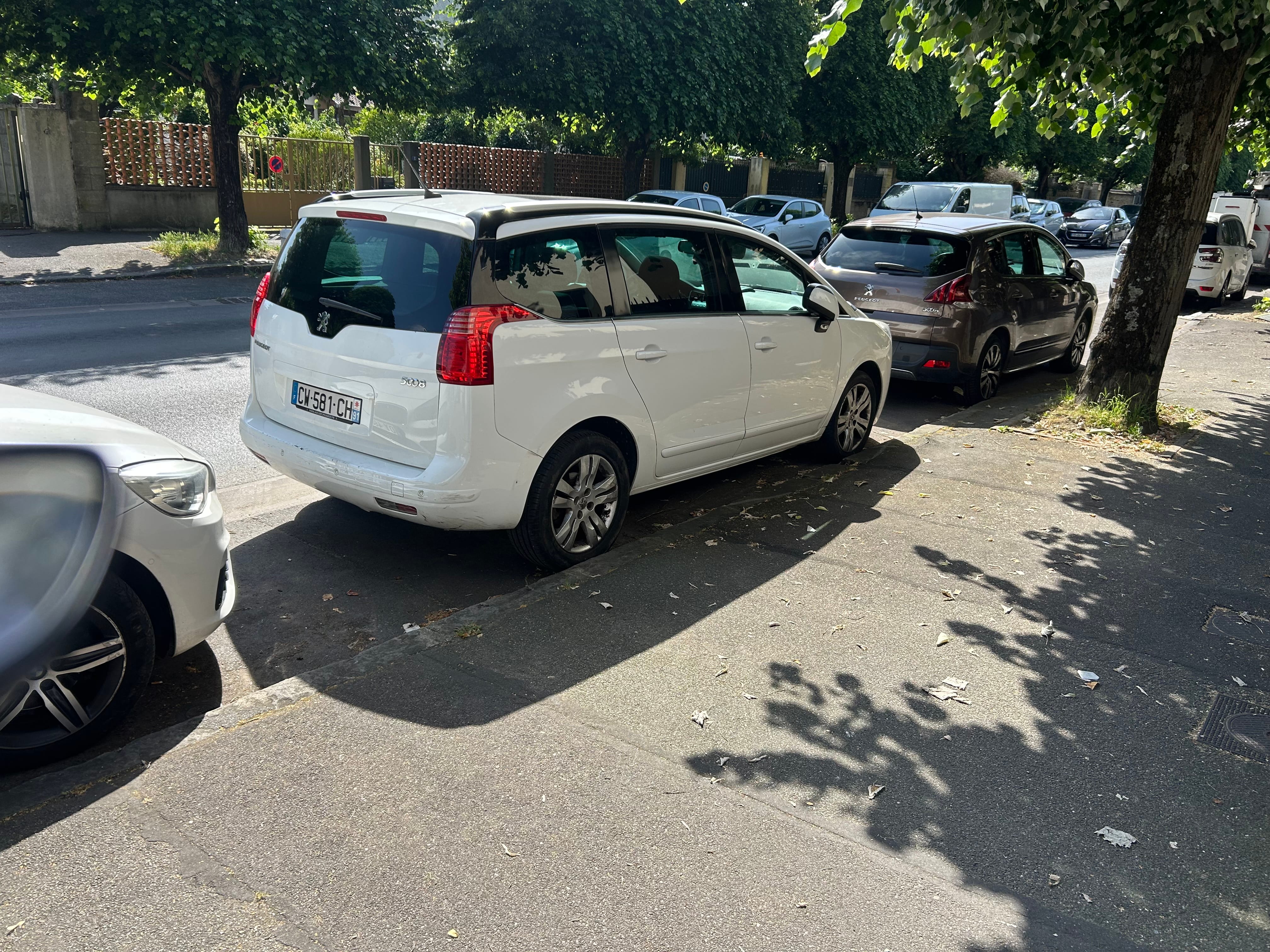 Peugeot 5008 avec Climatisation
