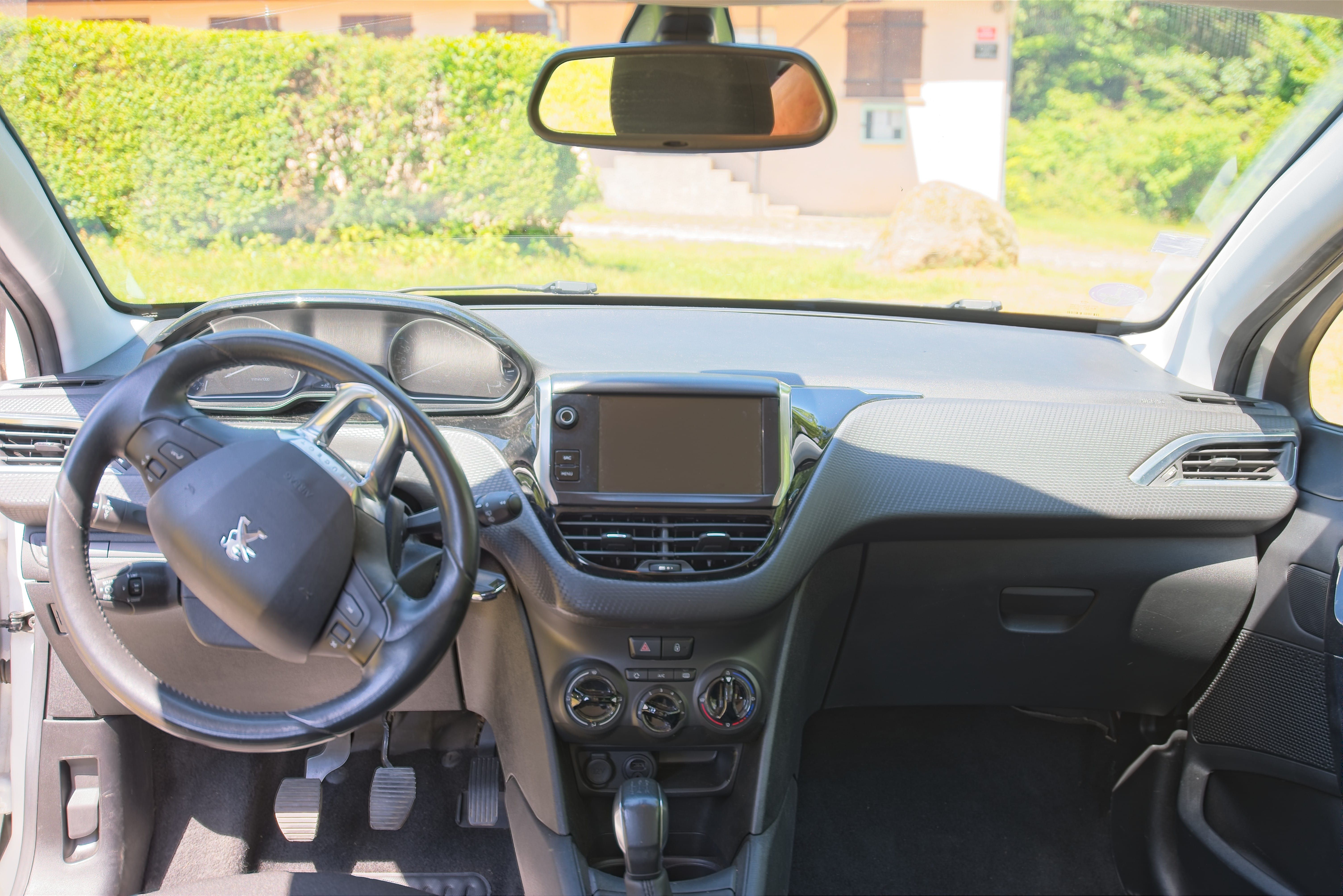 Peugeot 208 Peugeot 208 Active – Idéale Ville & Route  Économique & Très Propre avec Régulateur de vitesse