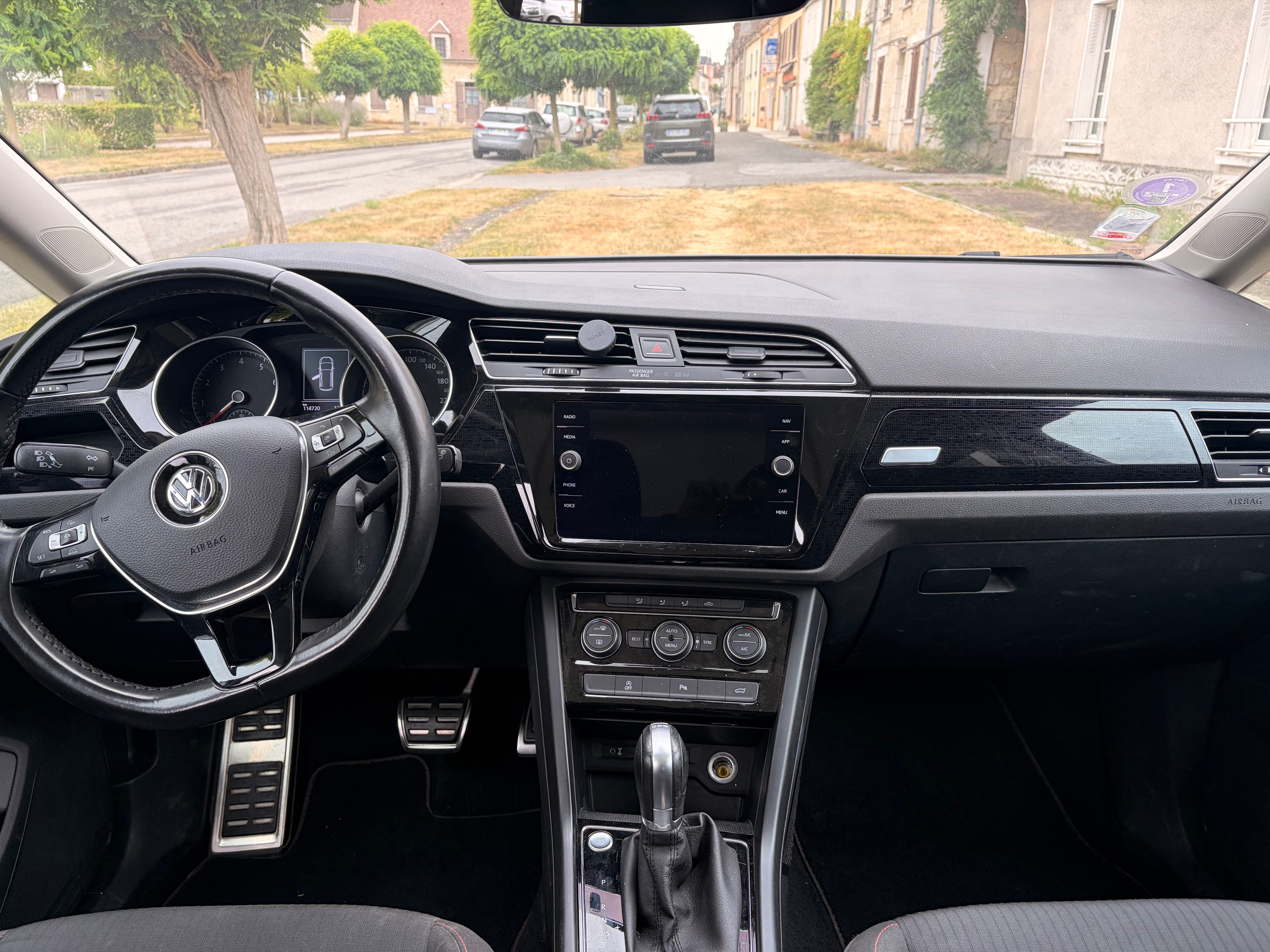 Volkswagen Touran avec GPS