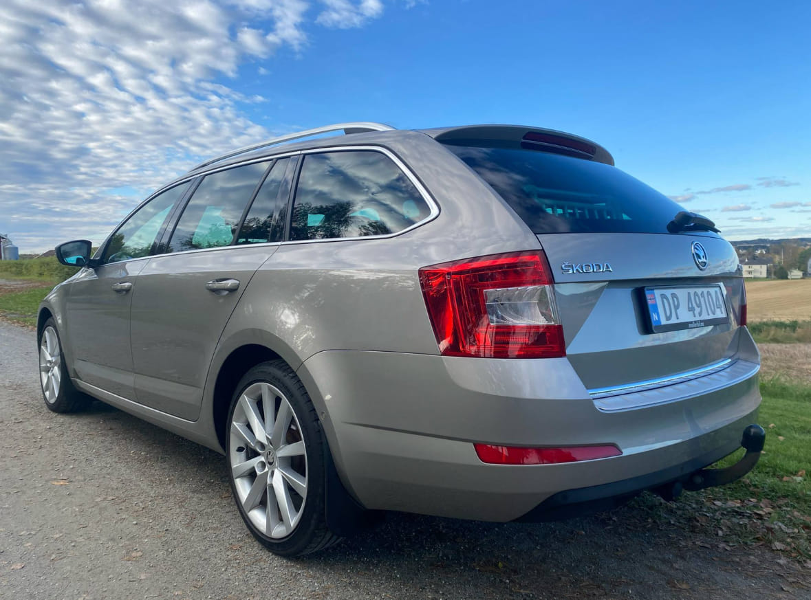 Skoda Octavia med GPS