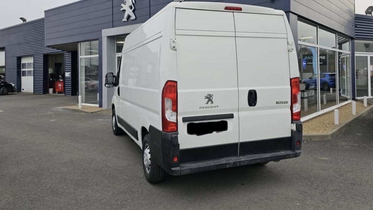 Peugeot Boxer 2.0 HDI 110ch with GPS