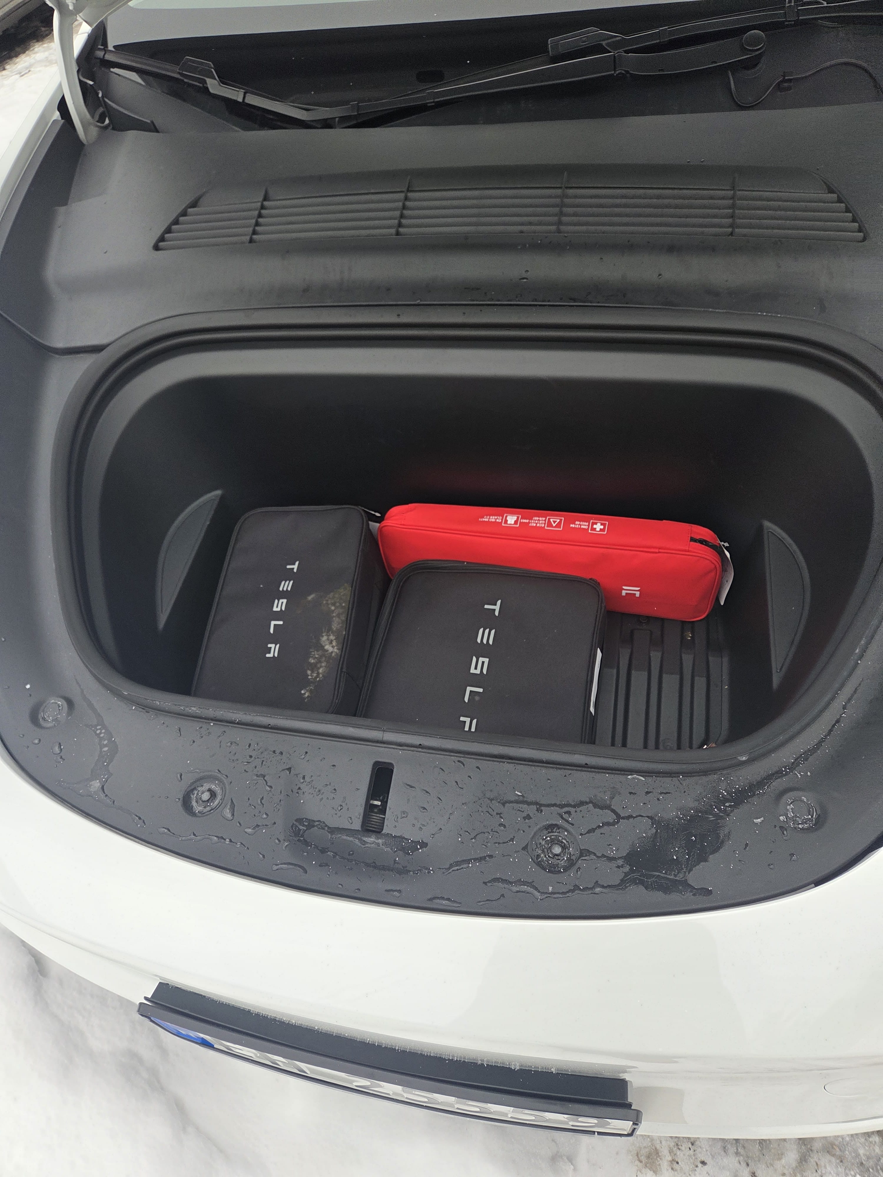 Tesla Model Y Long Range med Cruisekontroll
