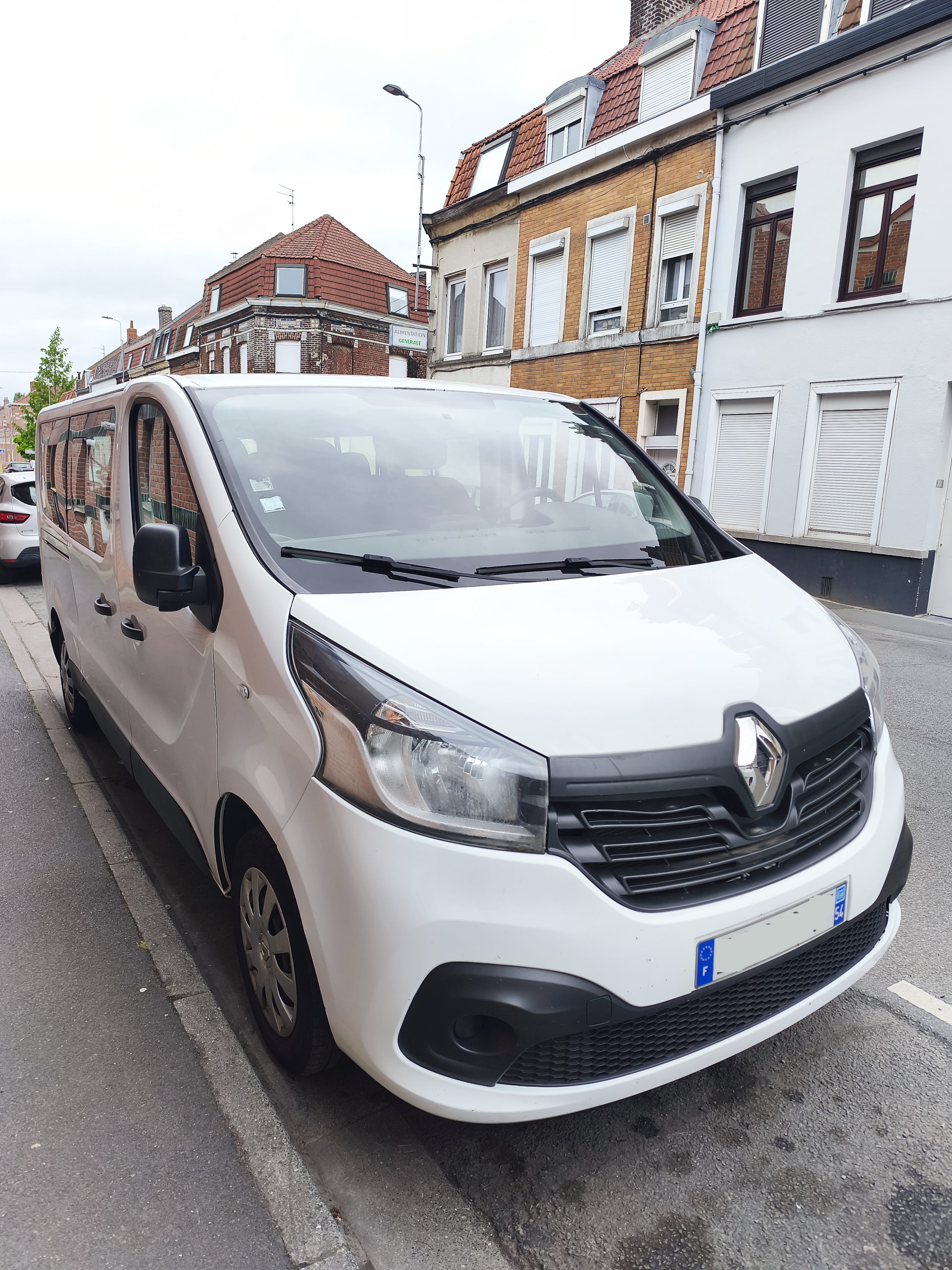 Renault Trafic Passenger