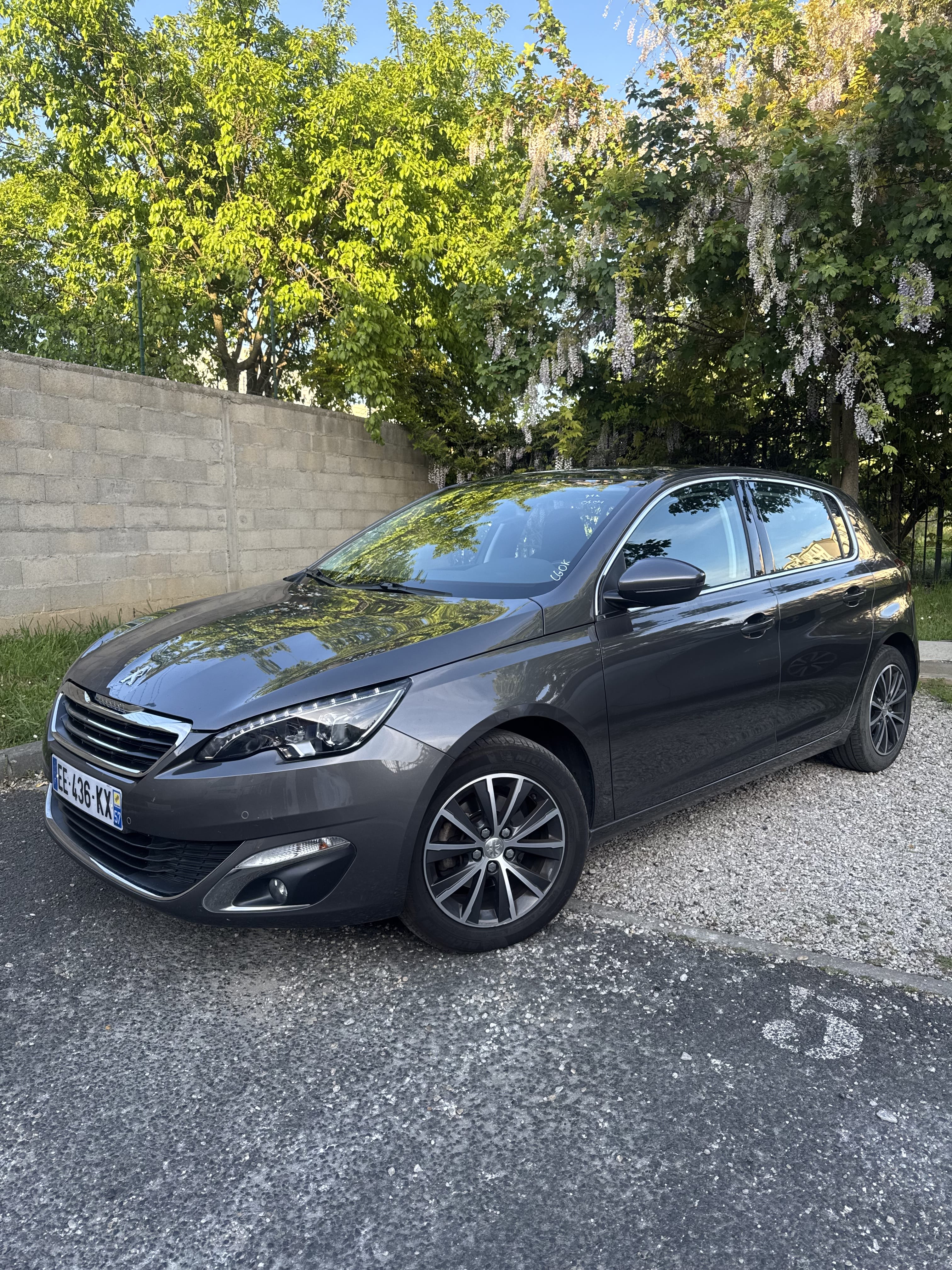 Peugeot 308, 2016, Essence 98, automatique