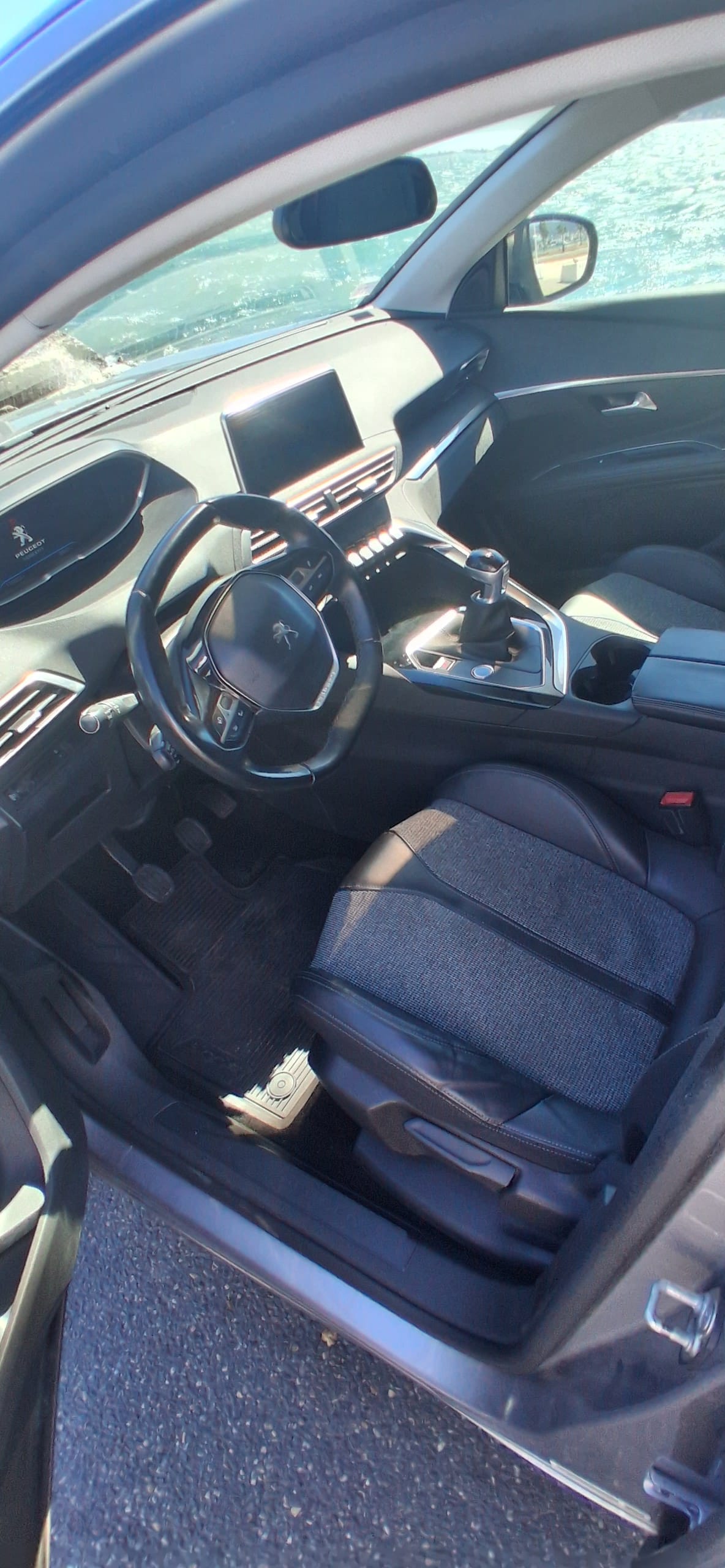 Peugeot 5008 avec Audio Bluetooth