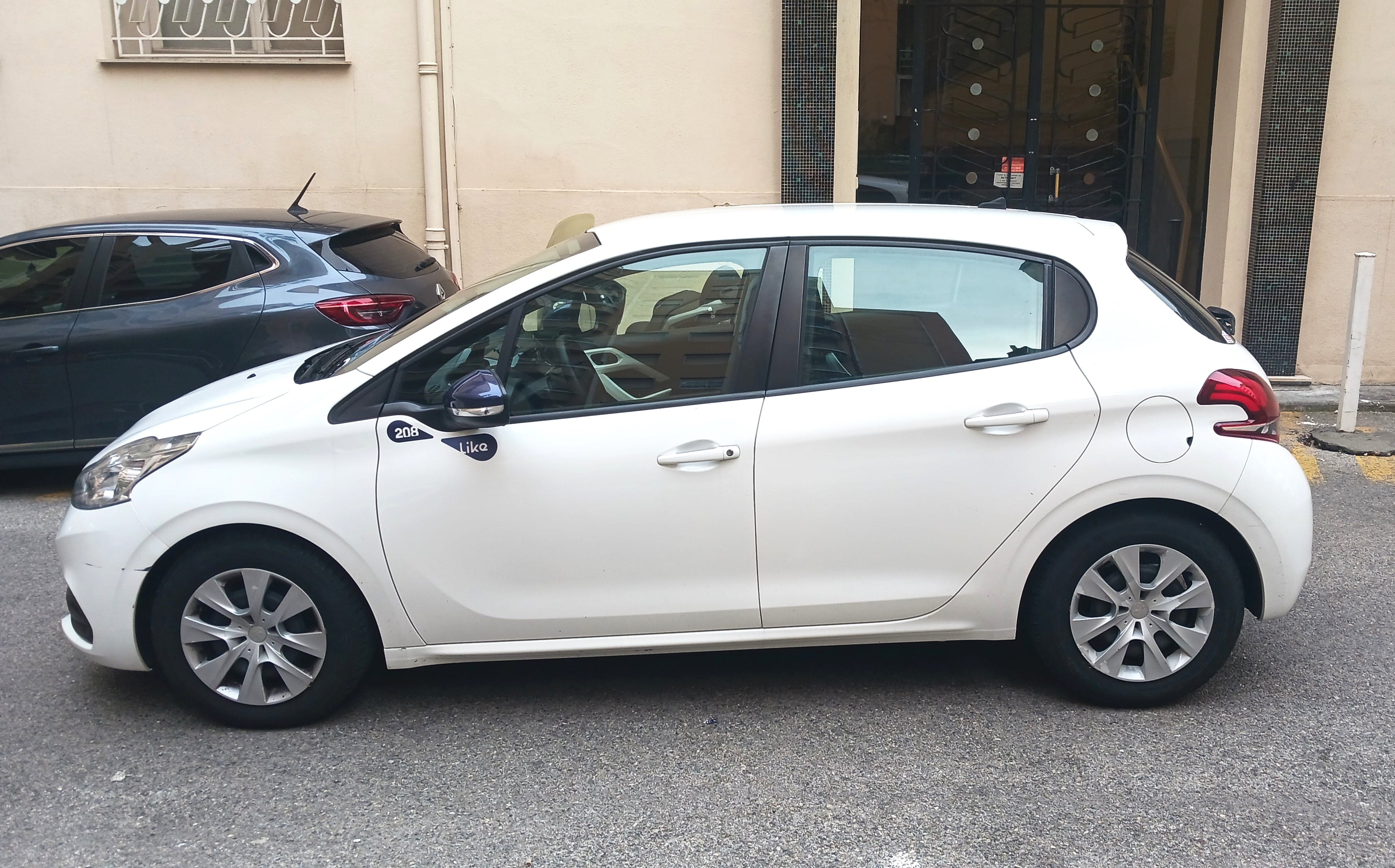 Peugeot 208 avec Climatisation