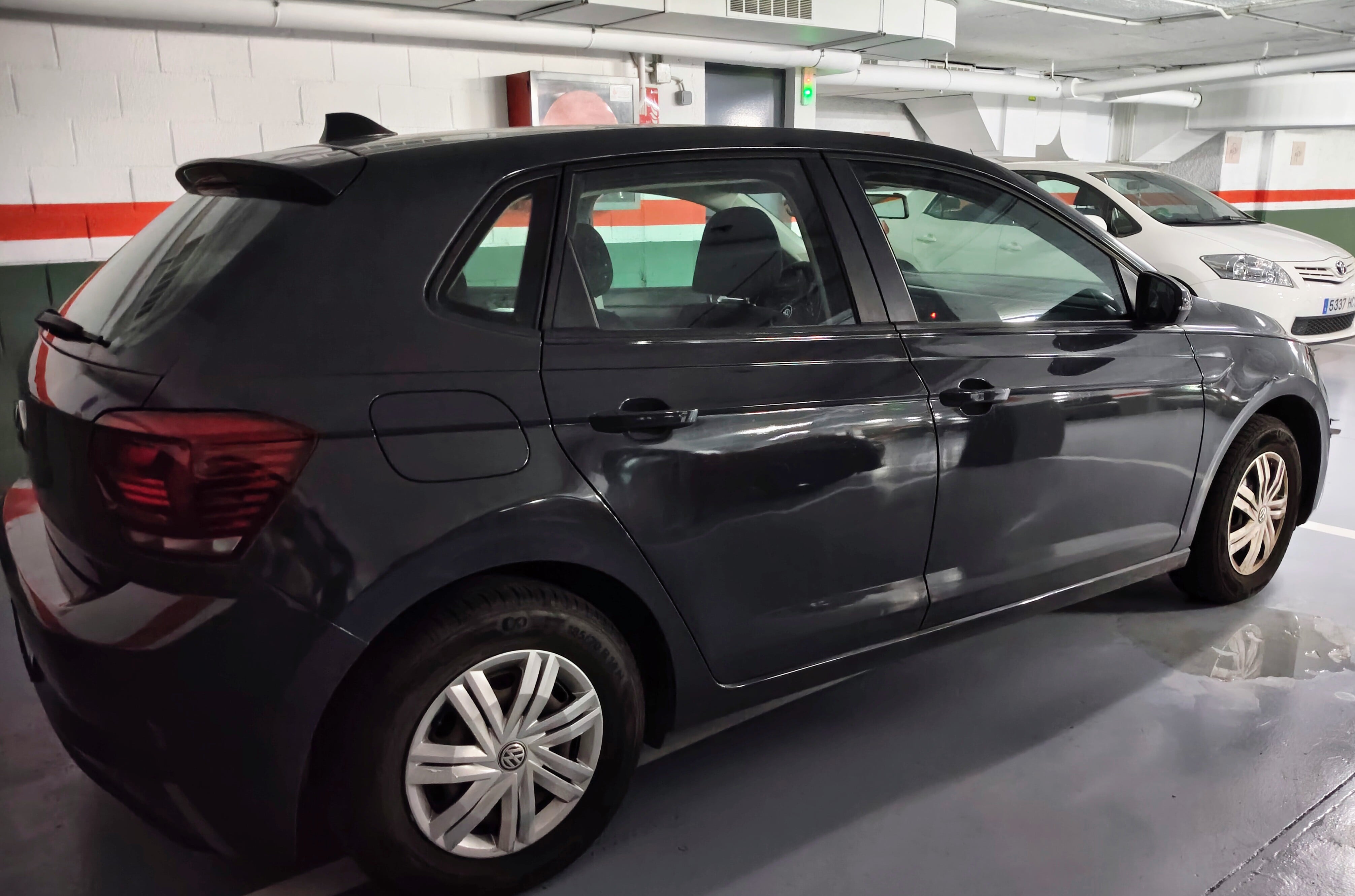 Volkswagen Polo VI BMT 1.0 MPI con Radio 