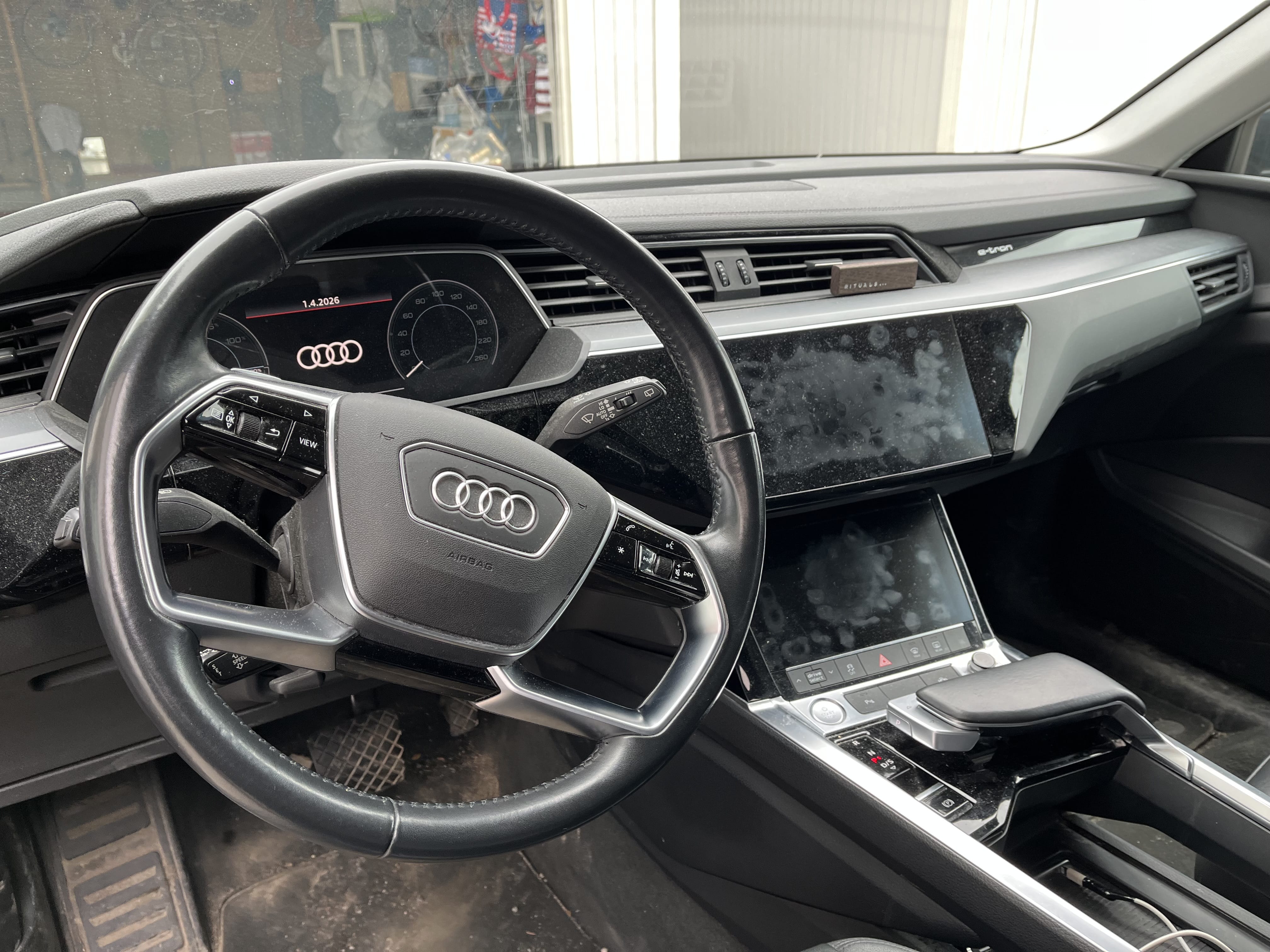 Audi e-tron med Cruisekontroll