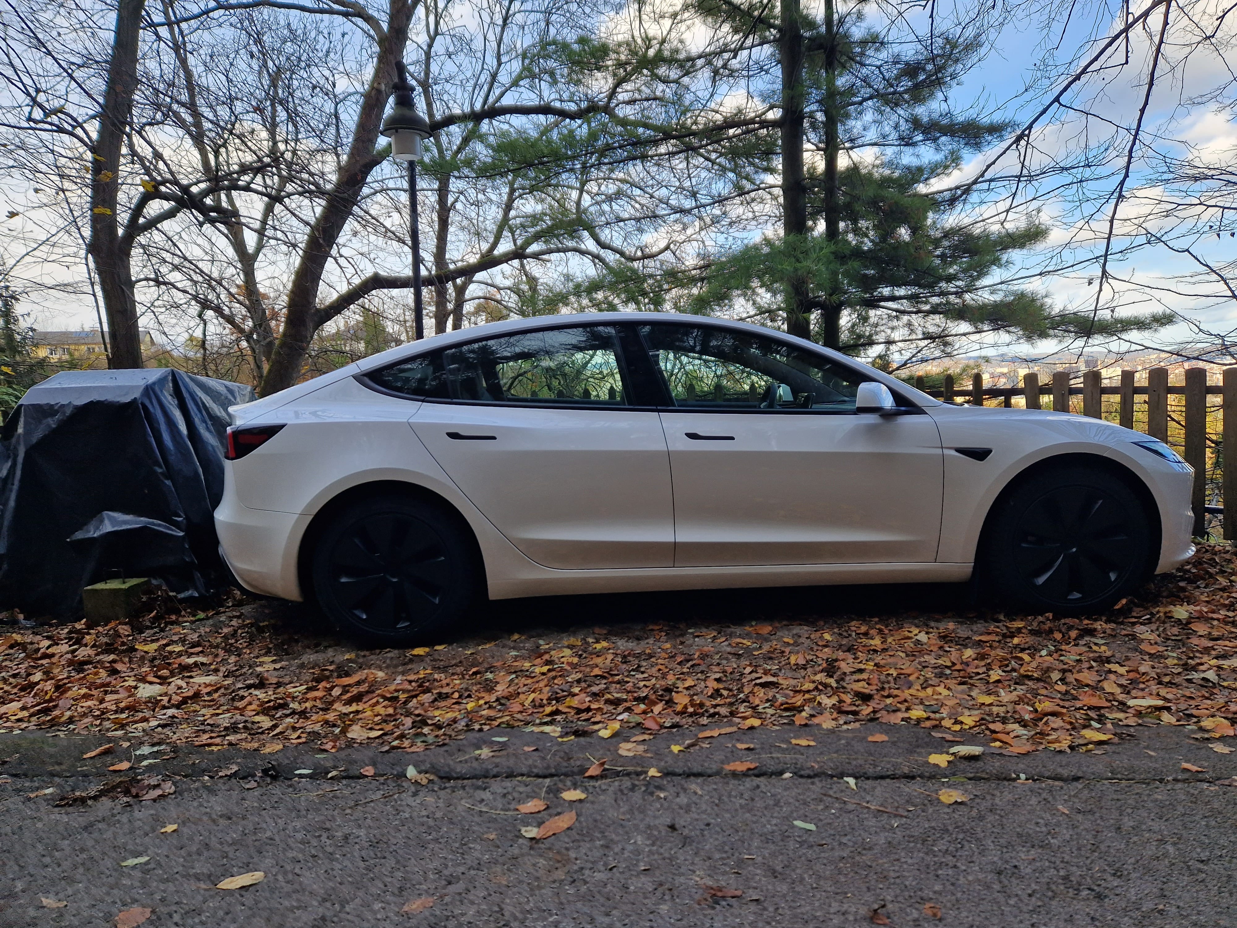 Tesla Model 3 Long Range mit Klimaanlage
