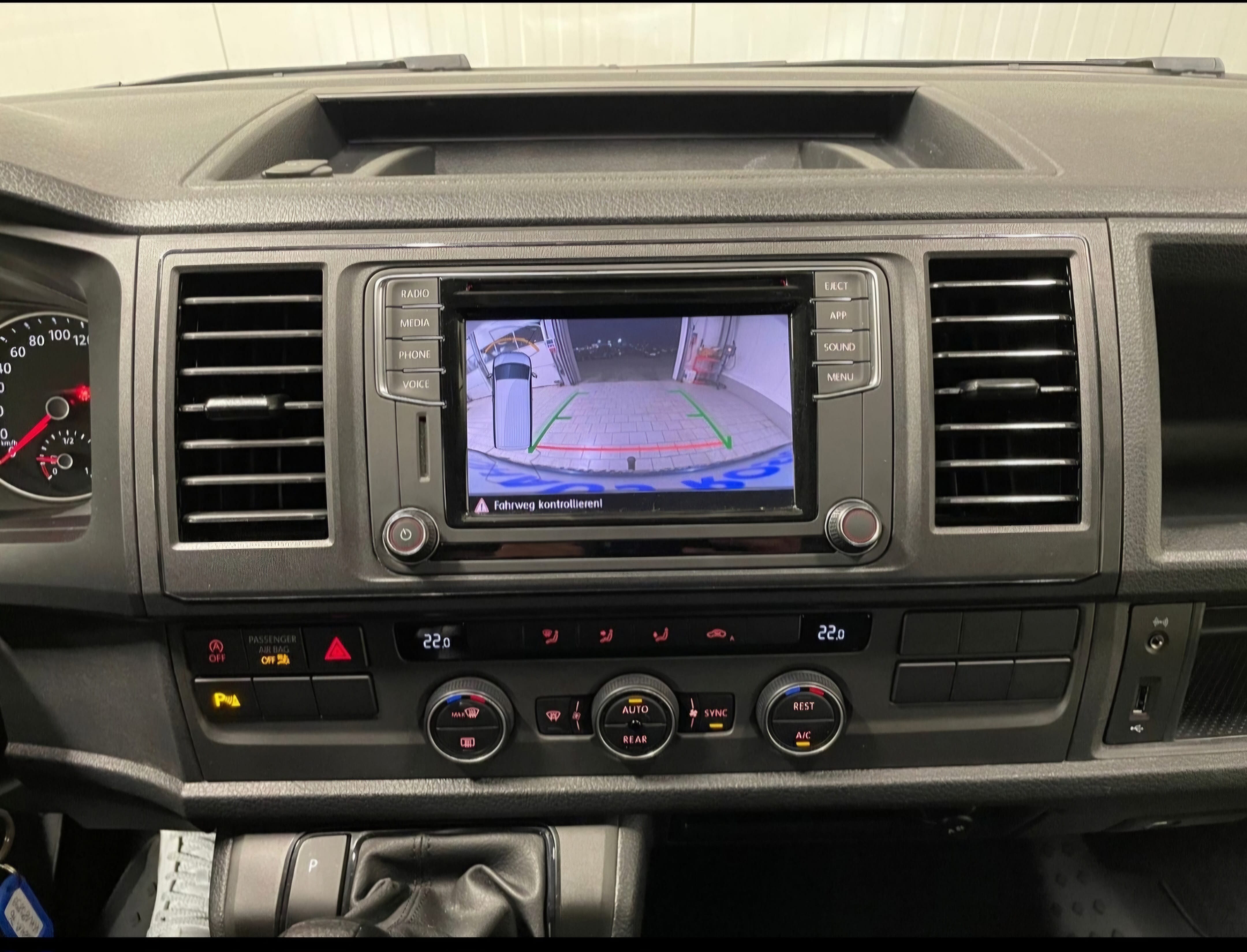 Volkswagen Kombi mit Apple CarPlay