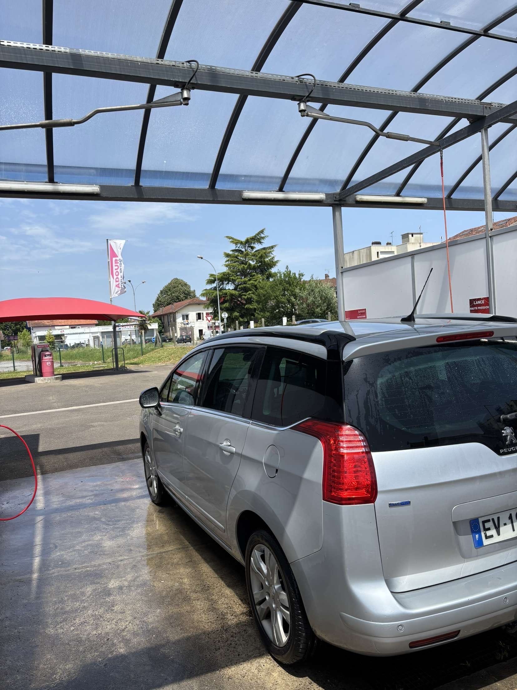 Peugeot 5008 avec Climatisation