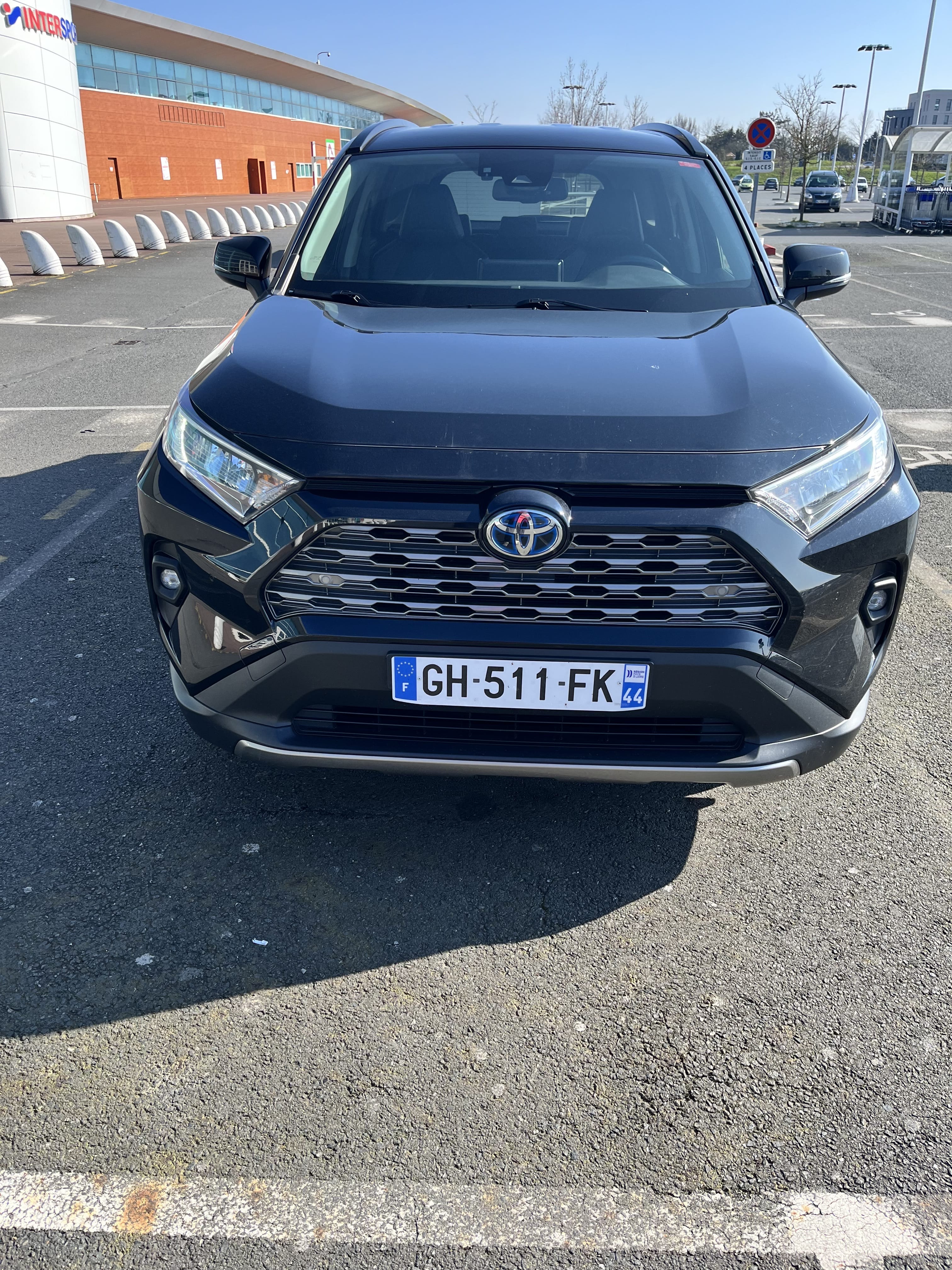 Toyota RAV 4 Hybride con GPS