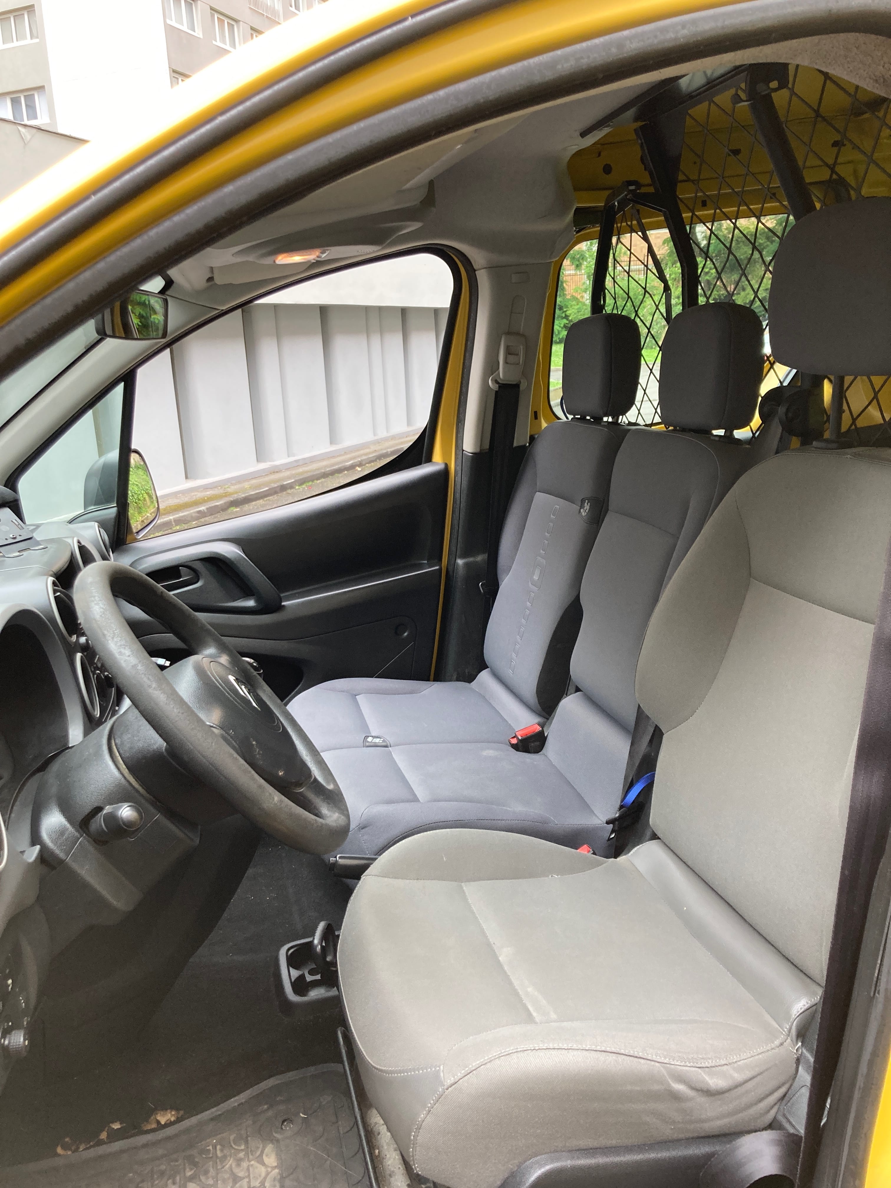 Citroen Berlingo avec Entrée audio / iPod
