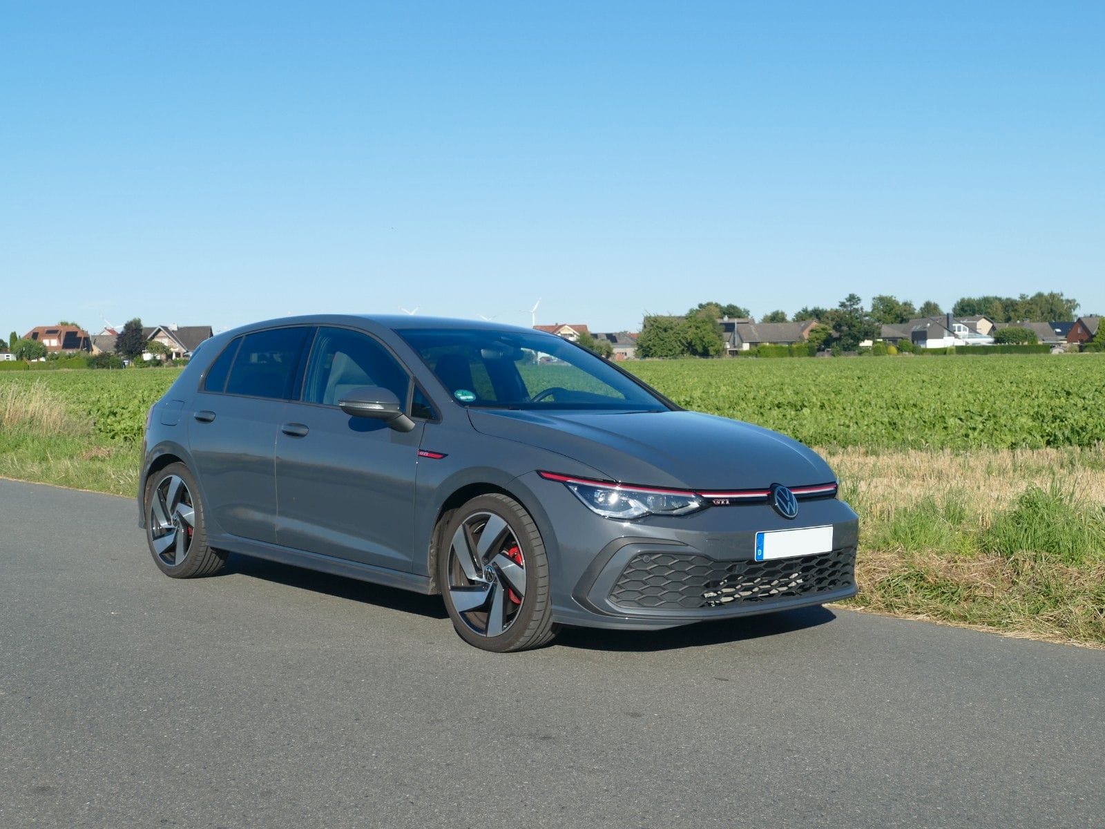 Volkswagen Golf GTI mit DSG Automatik, 2024, Super 95, Automatik