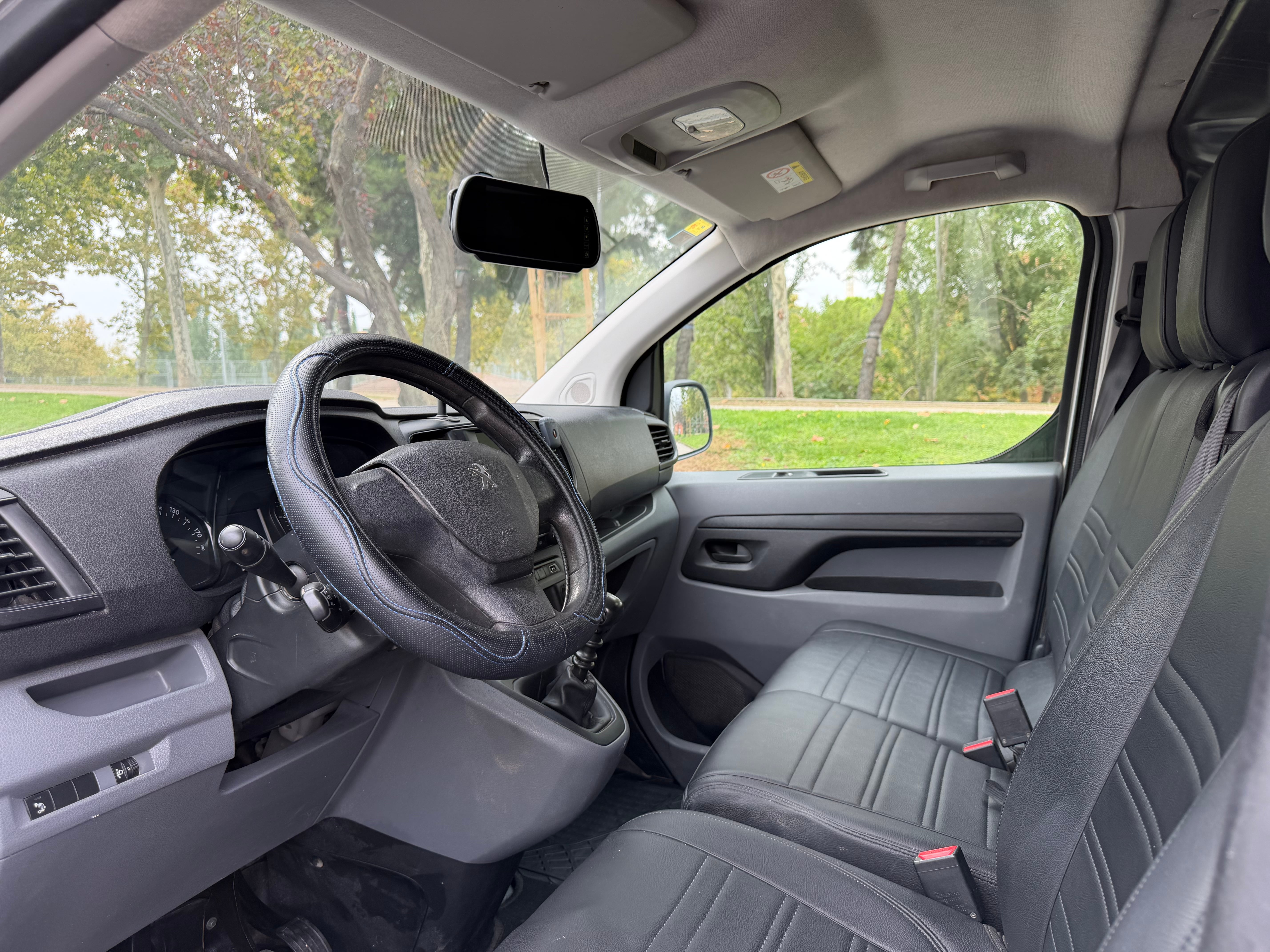 Peugeot Expert met Achteruitrijcamera