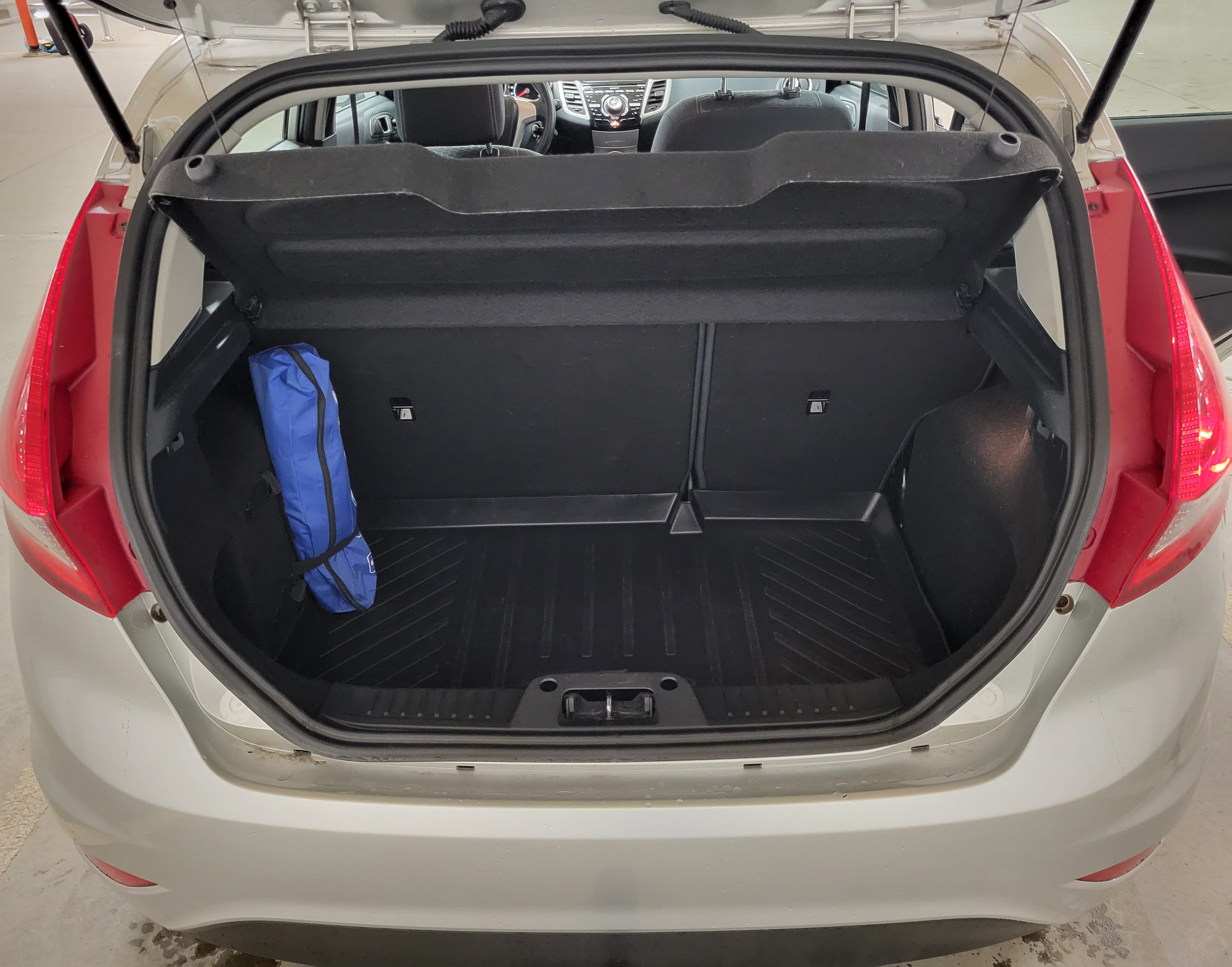 Ford Fiesta 1.6 tdci met Sneeuwbanden