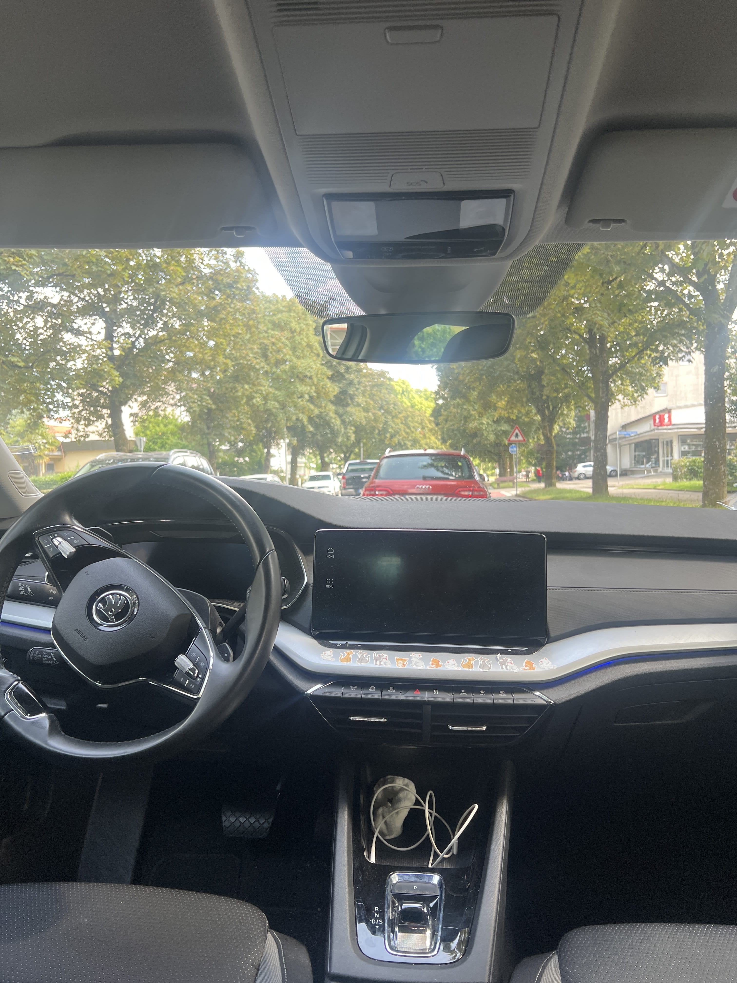 Skoda Octavia Kombi mit Navigationsgerät