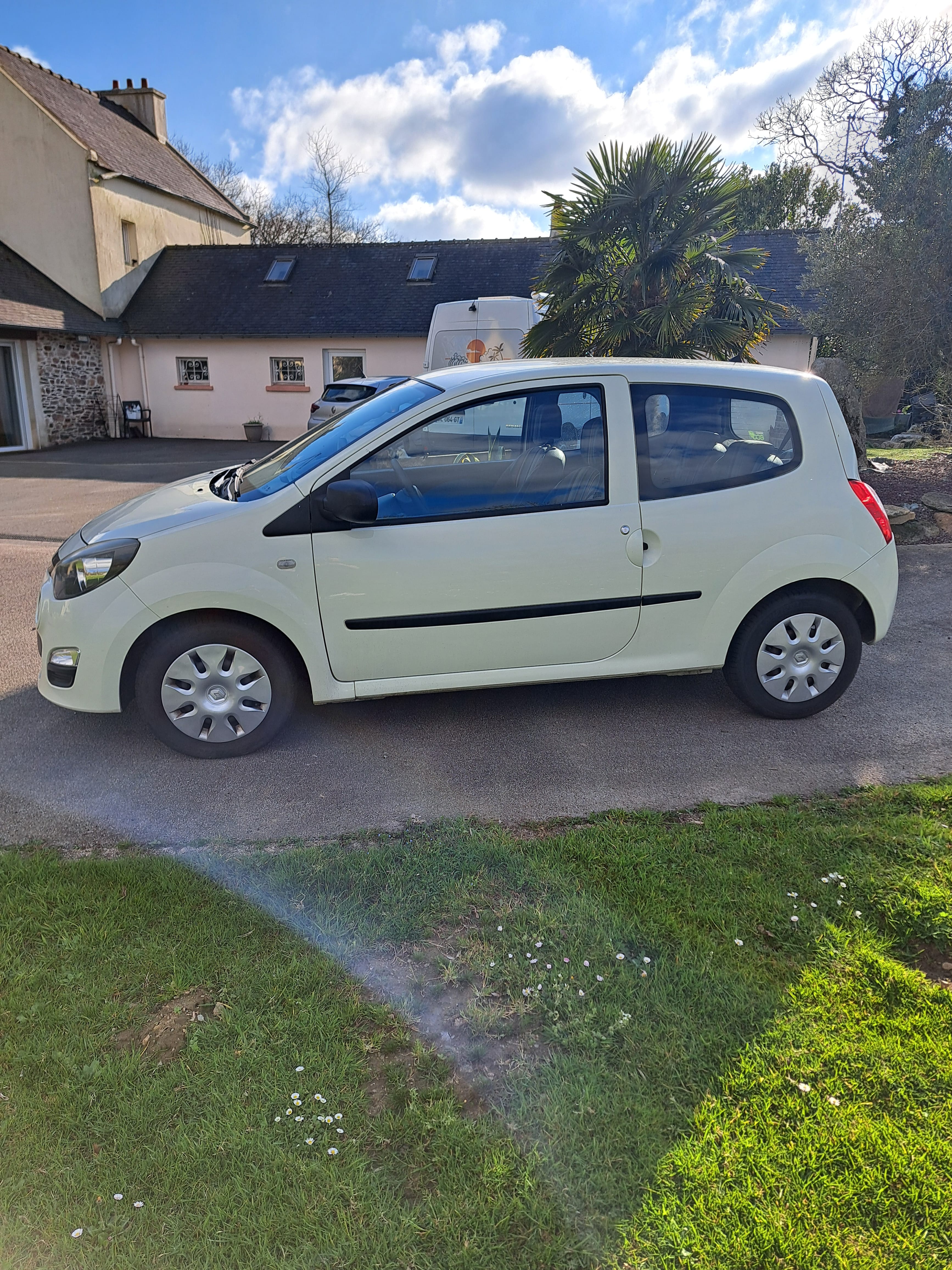 Renault Twingo II